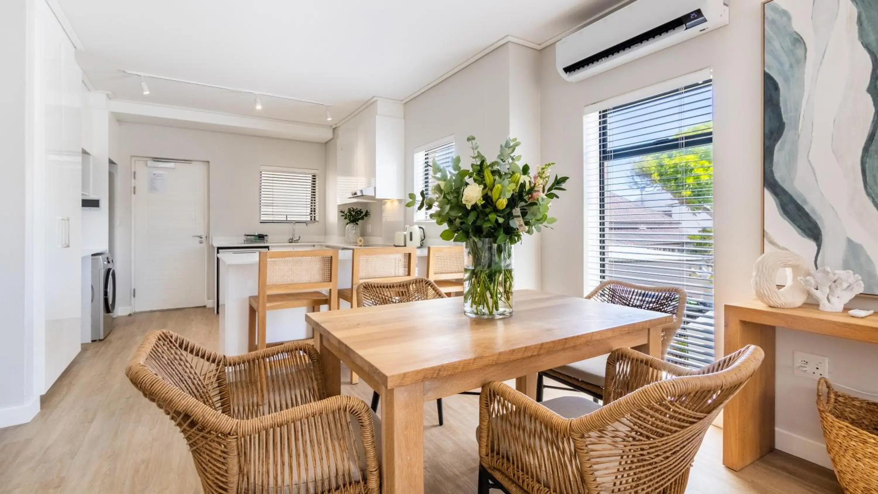 Two Bed Pool Terrace Superior 107 in The W-Collection Esplanade Hermanus Two Bed Pool Terrace Superior 107 in The W-Collection Esplanade Hermanus