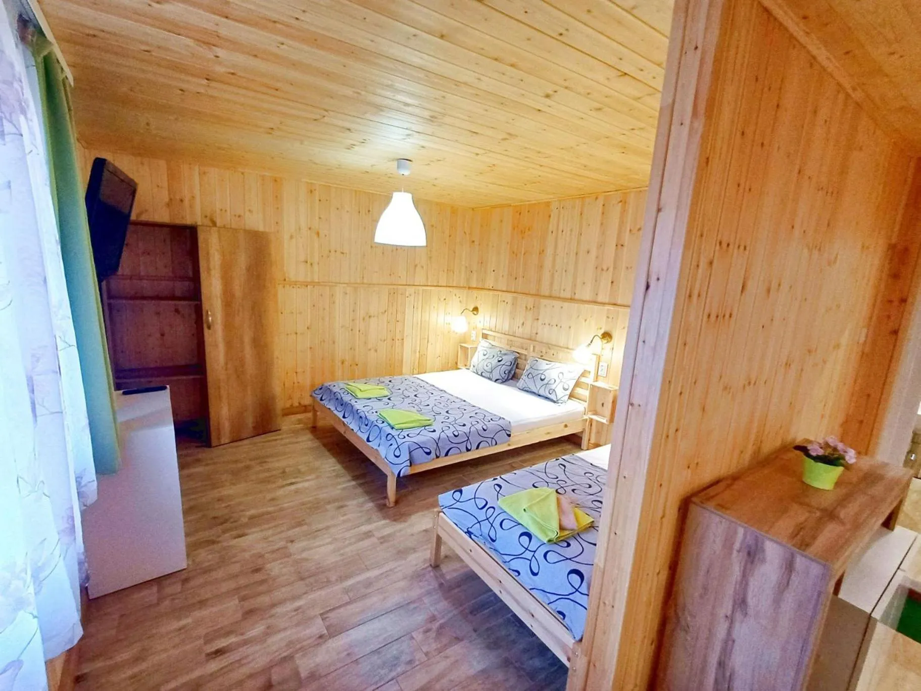 Bed in Elmona Villas