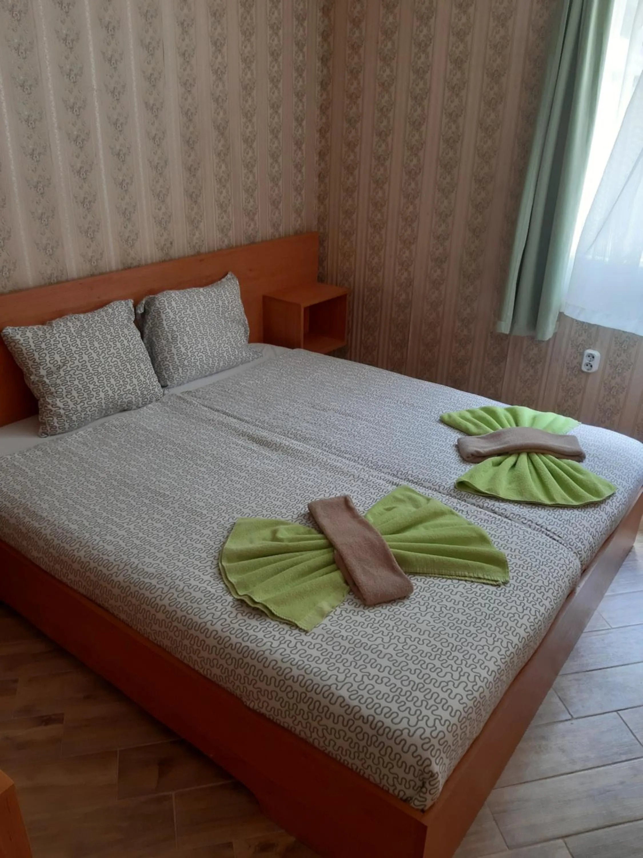 Bed in Elmona Villas