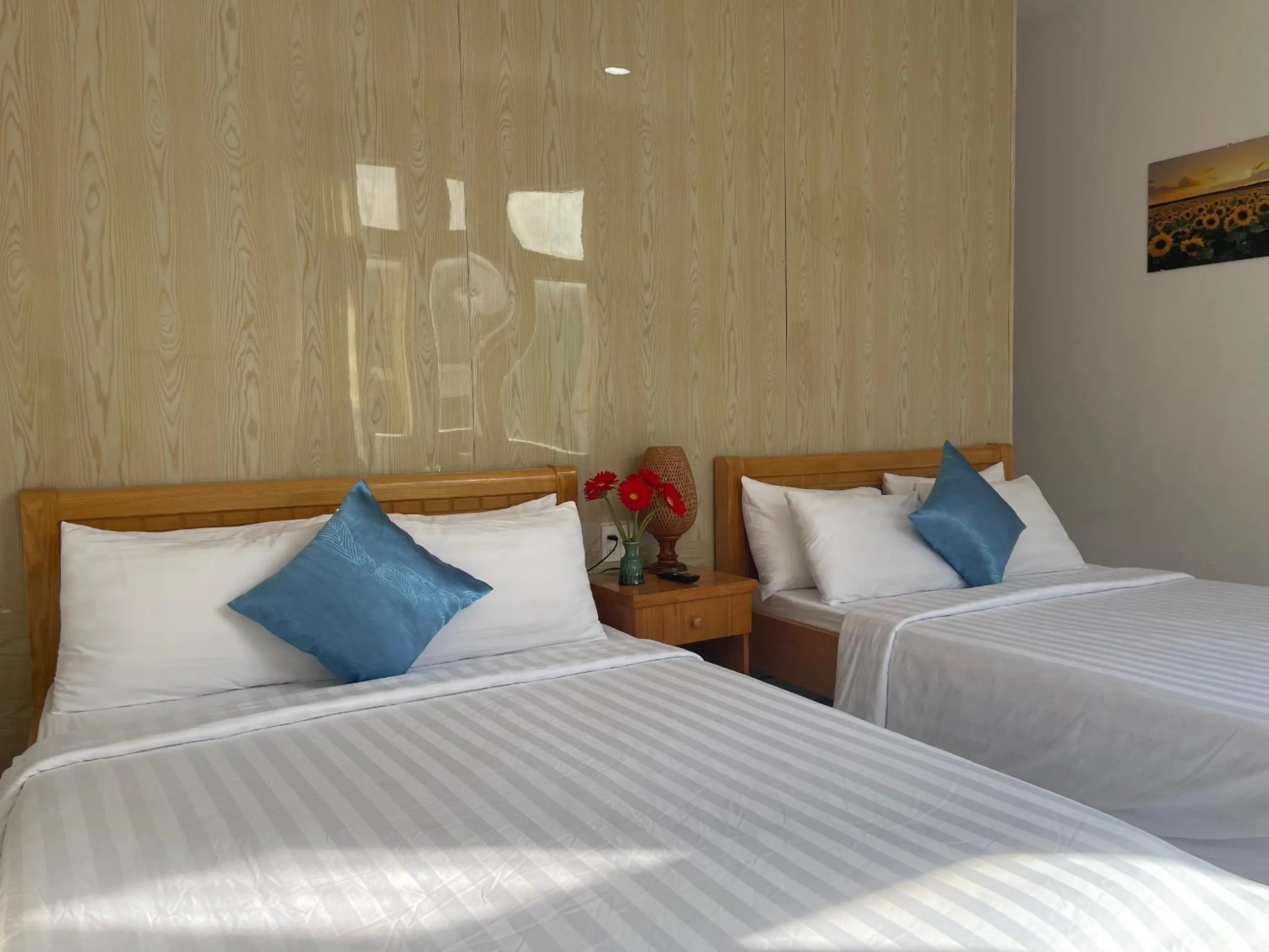 Property building, Bed in Đảo Hoa Dalat Hotel