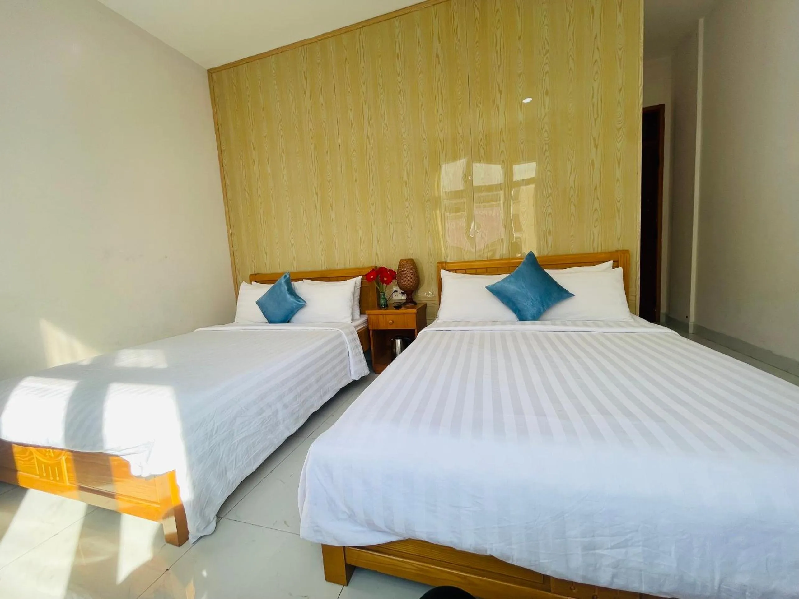 Property building, Bed in Đảo Hoa Dalat Hotel