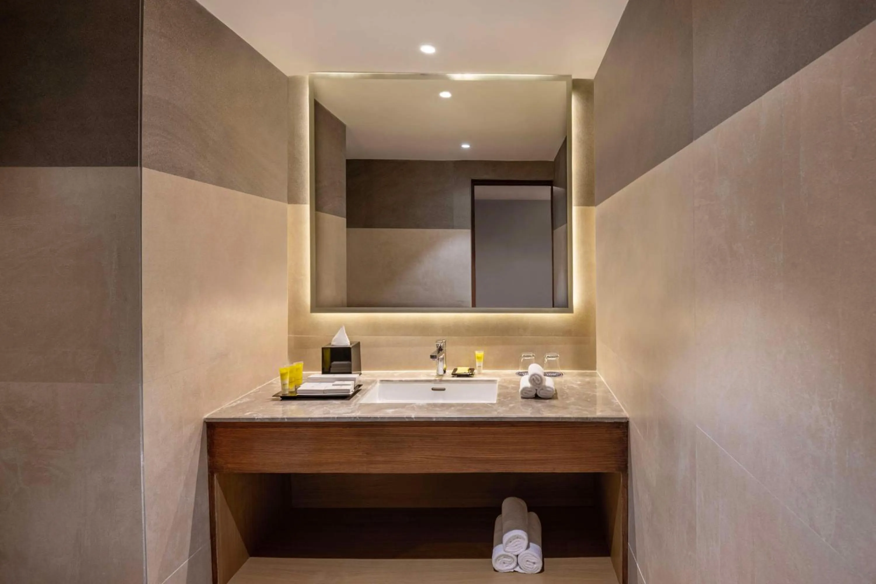 Bathroom in Hyatt Place Goa Candolim