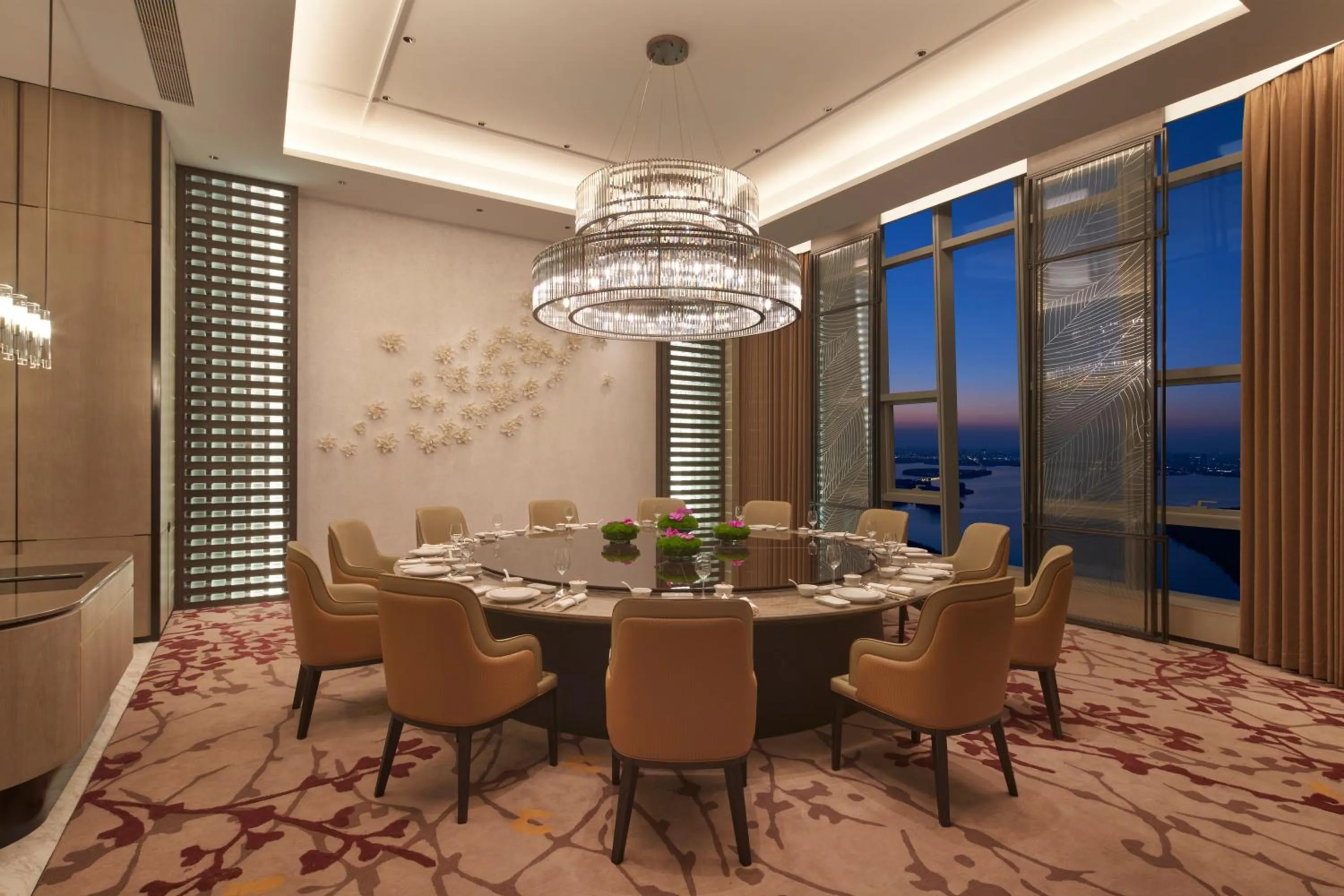 Restaurant/places to eat in Hyatt Regency Changshu Kuncheng Lake