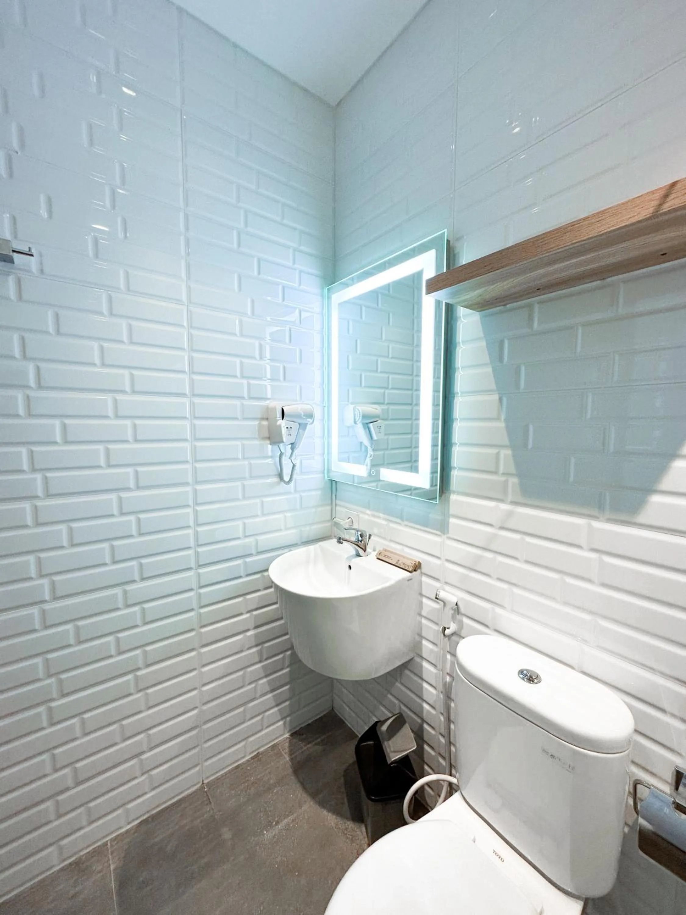 Bathroom in Lugano Arte Homestay