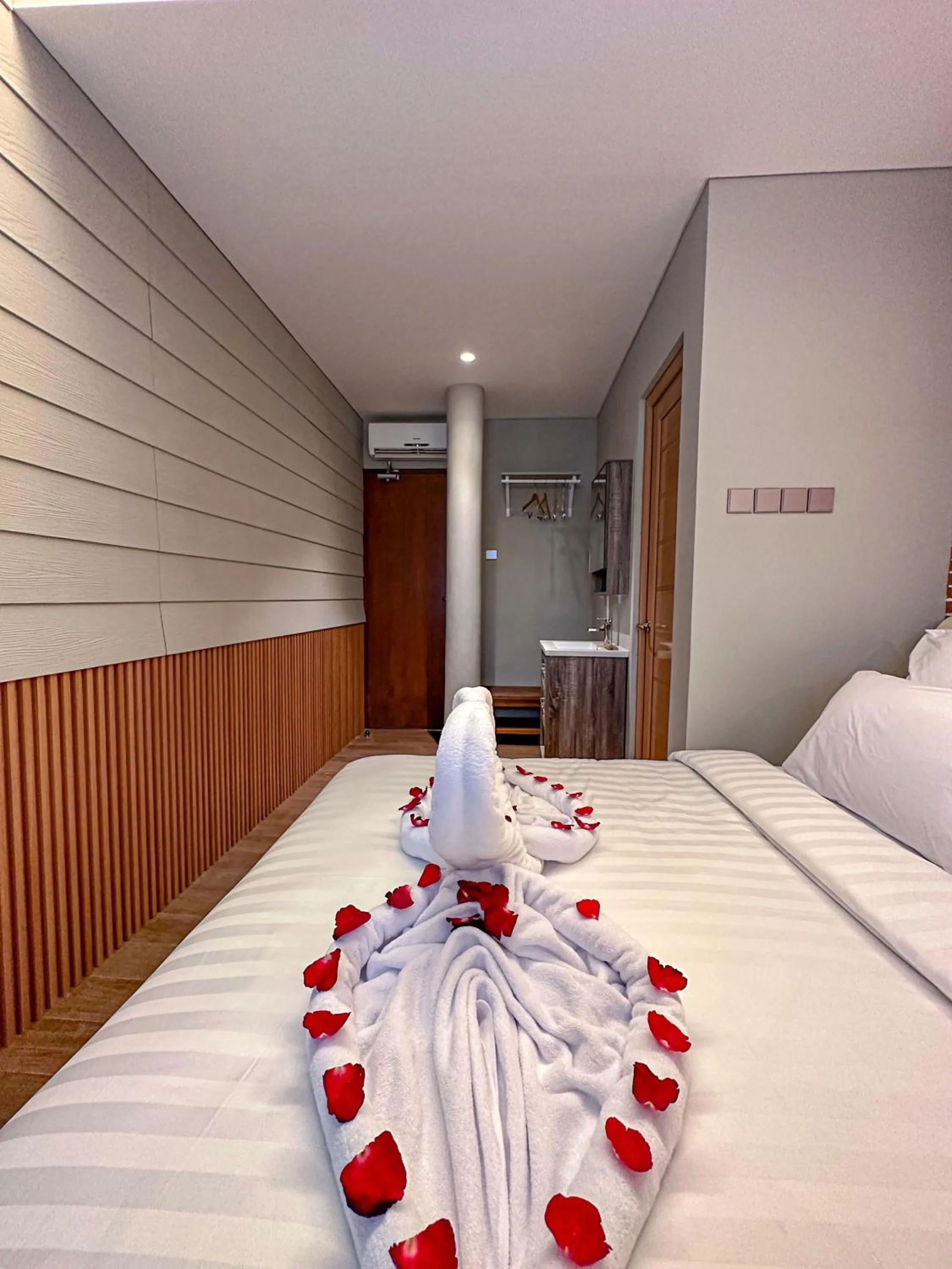 Bed in Lugano Arte Homestay