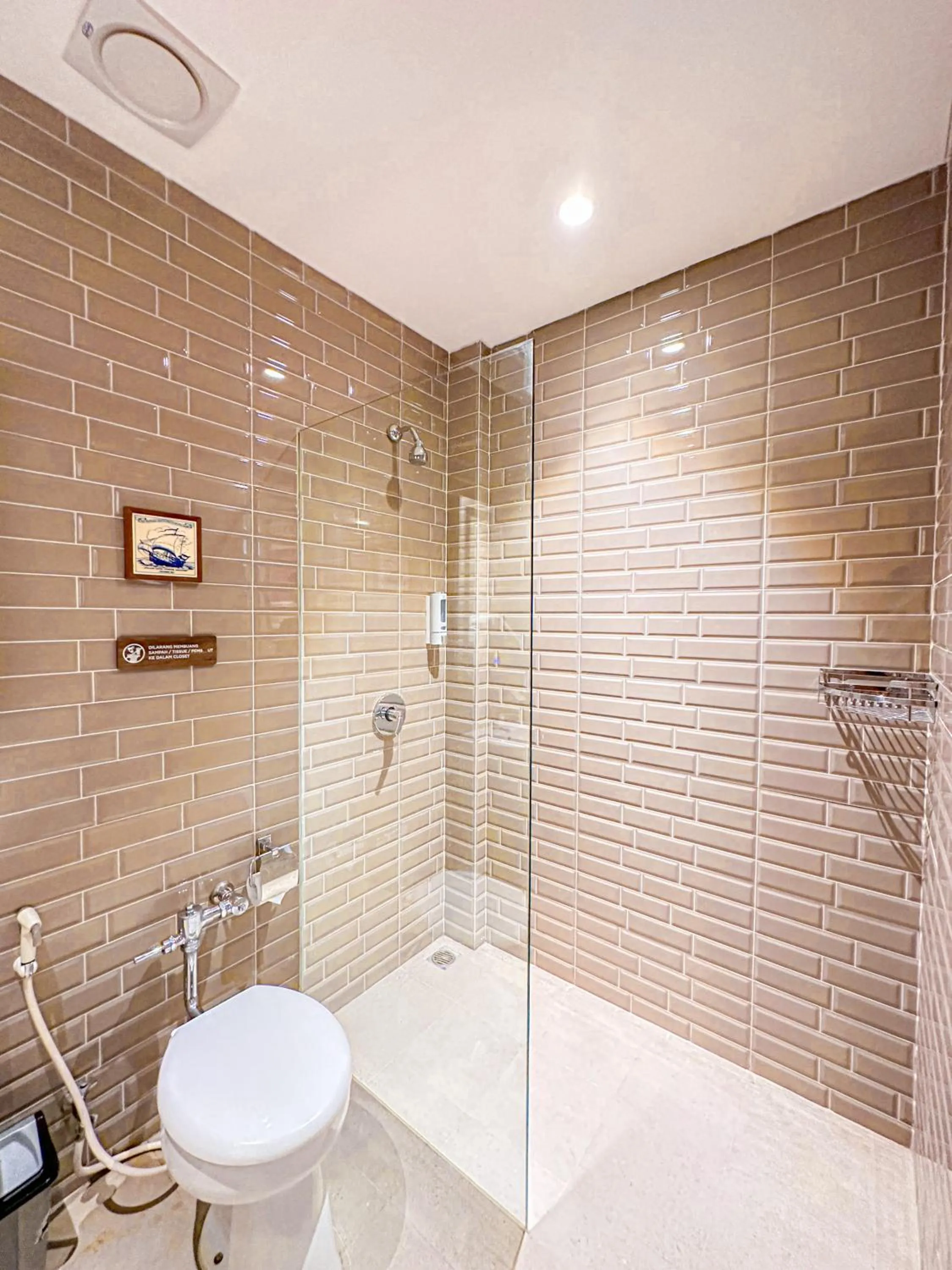 Lugano Arte Homestay