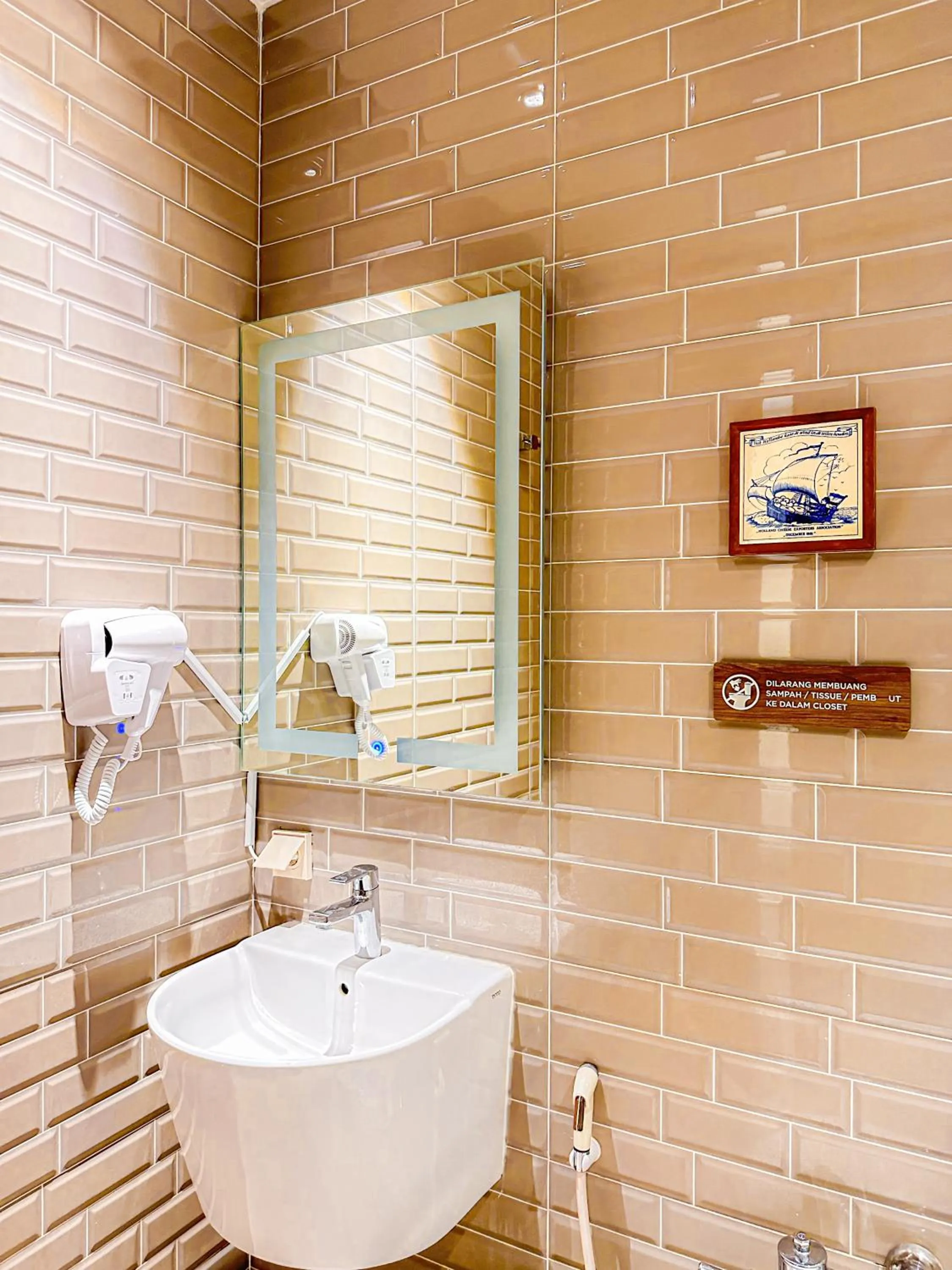 Lugano Arte Homestay