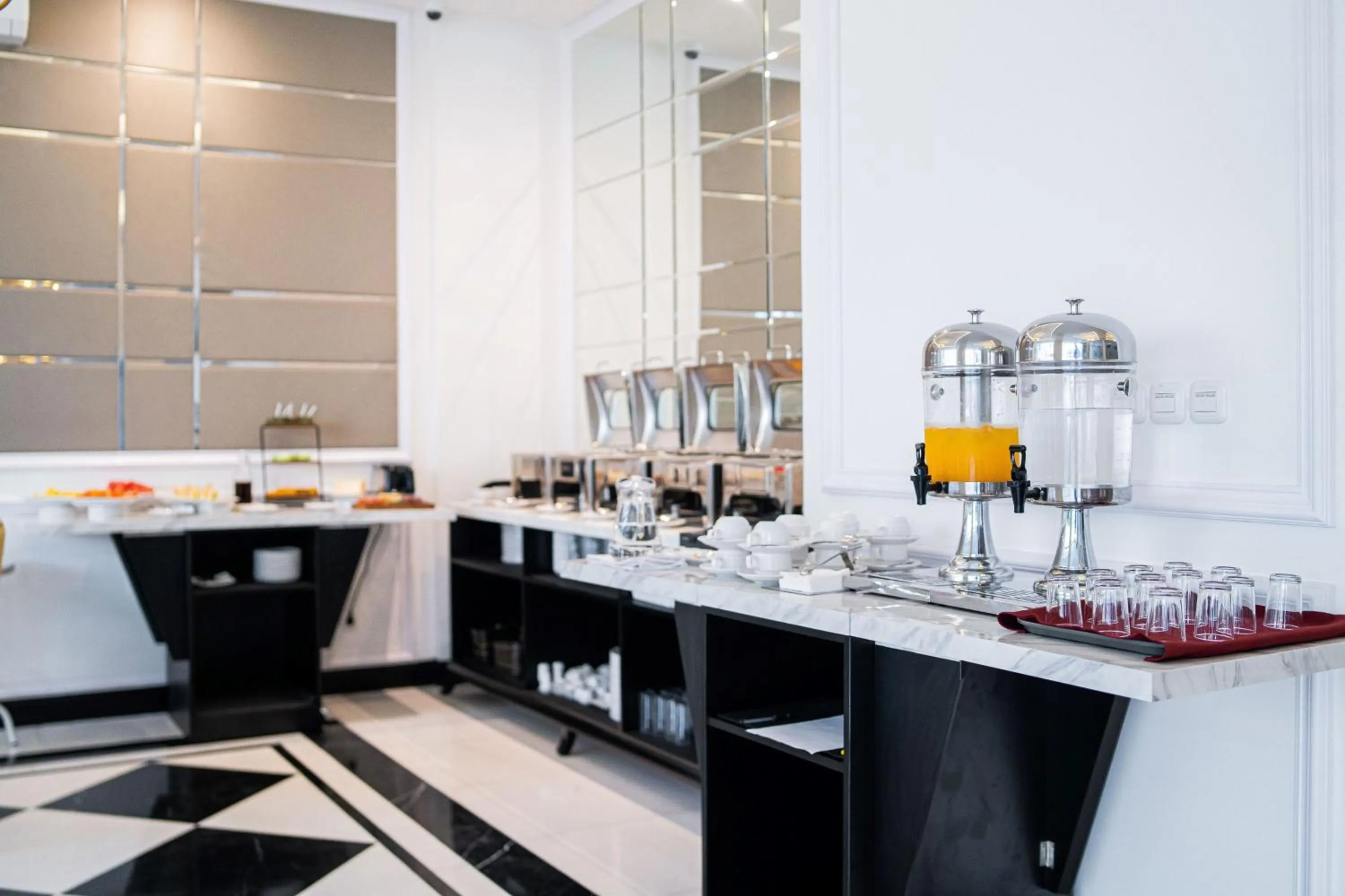 Restaurant/places to eat in The Difan Hotel