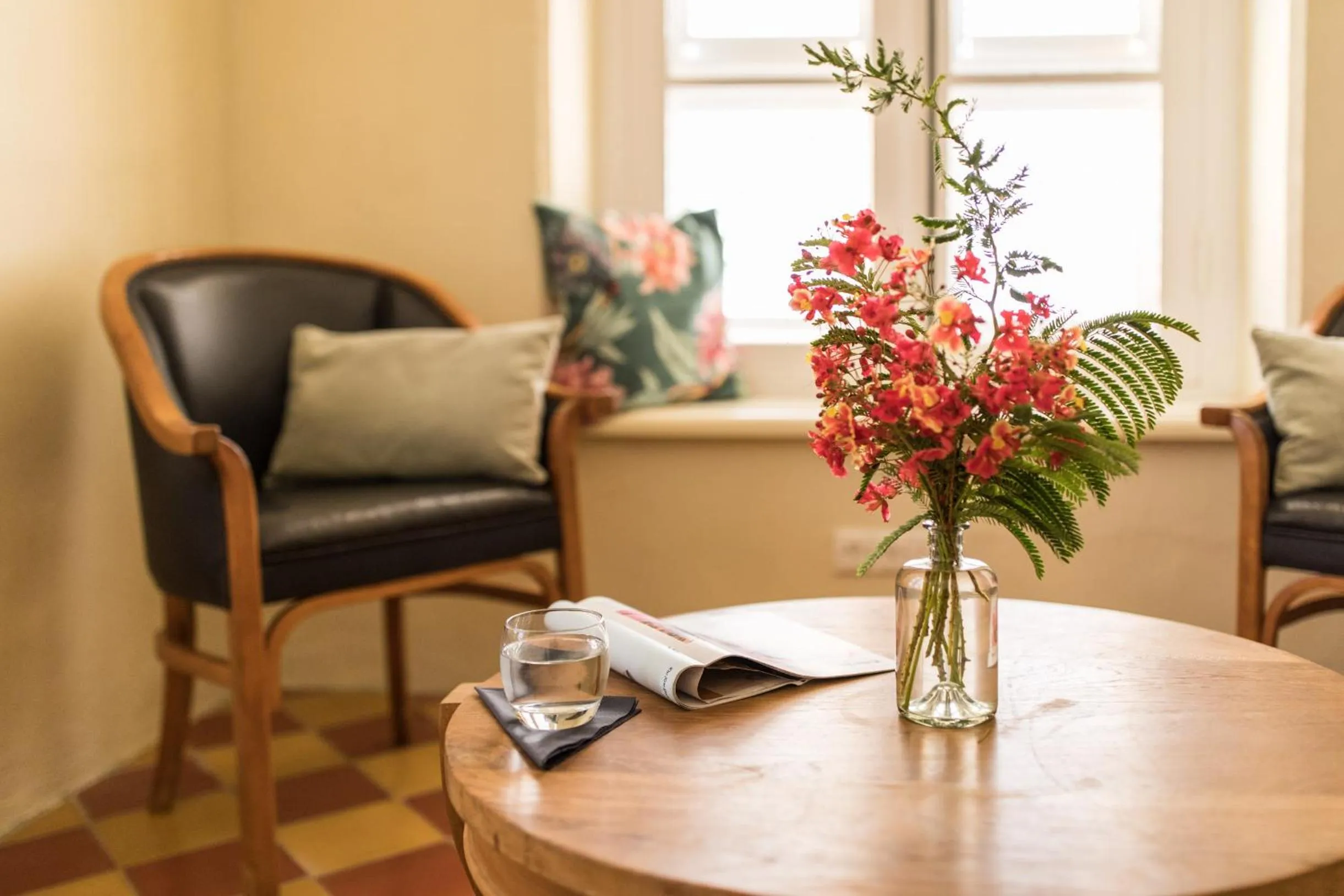 Decorative detail in Landhuis Klein Santa Martha Boutique Hotel Restaurant.