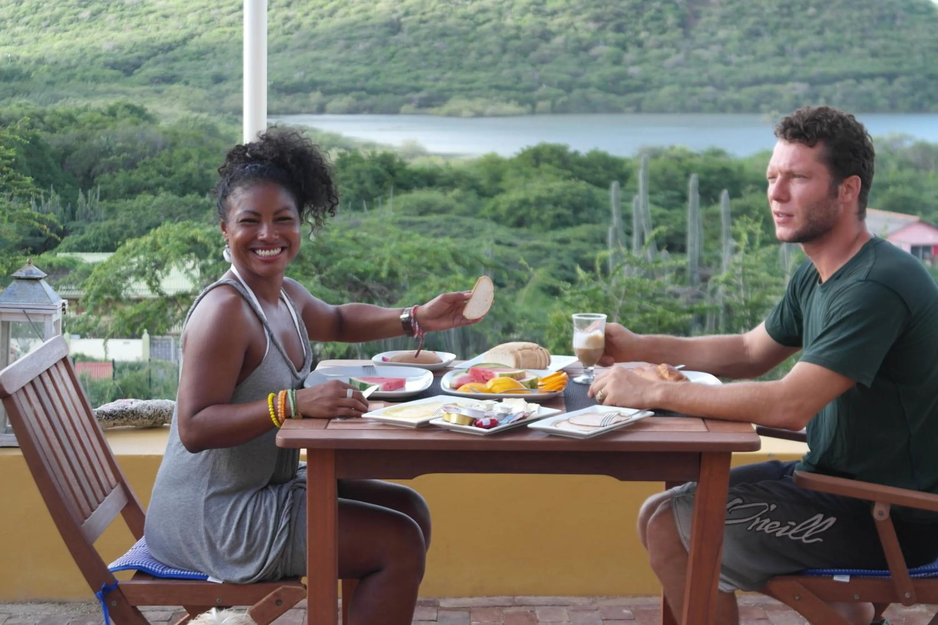 Food and drinks in Landhuis Klein Santa Martha Boutique Hotel Restaurant.