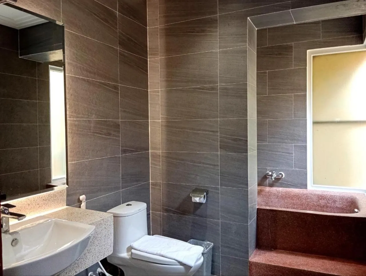 Bathroom in Sokchea Kampot Hotel