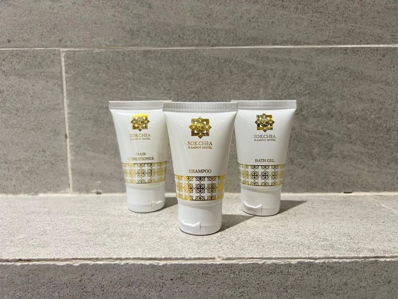 Toilet in Sokchea Kampot Hotel