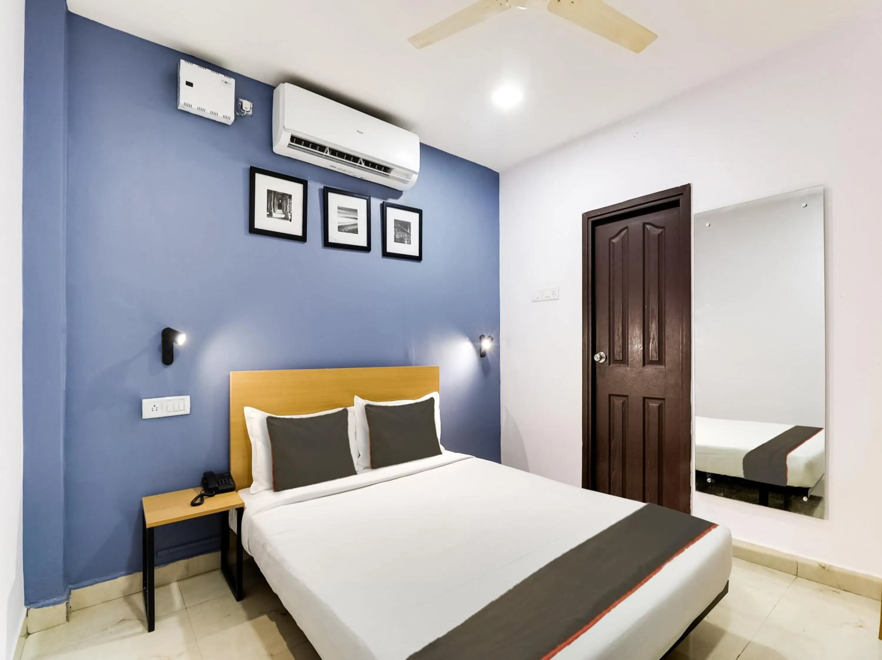 Bedroom, Bed in Collection O Golden Gate