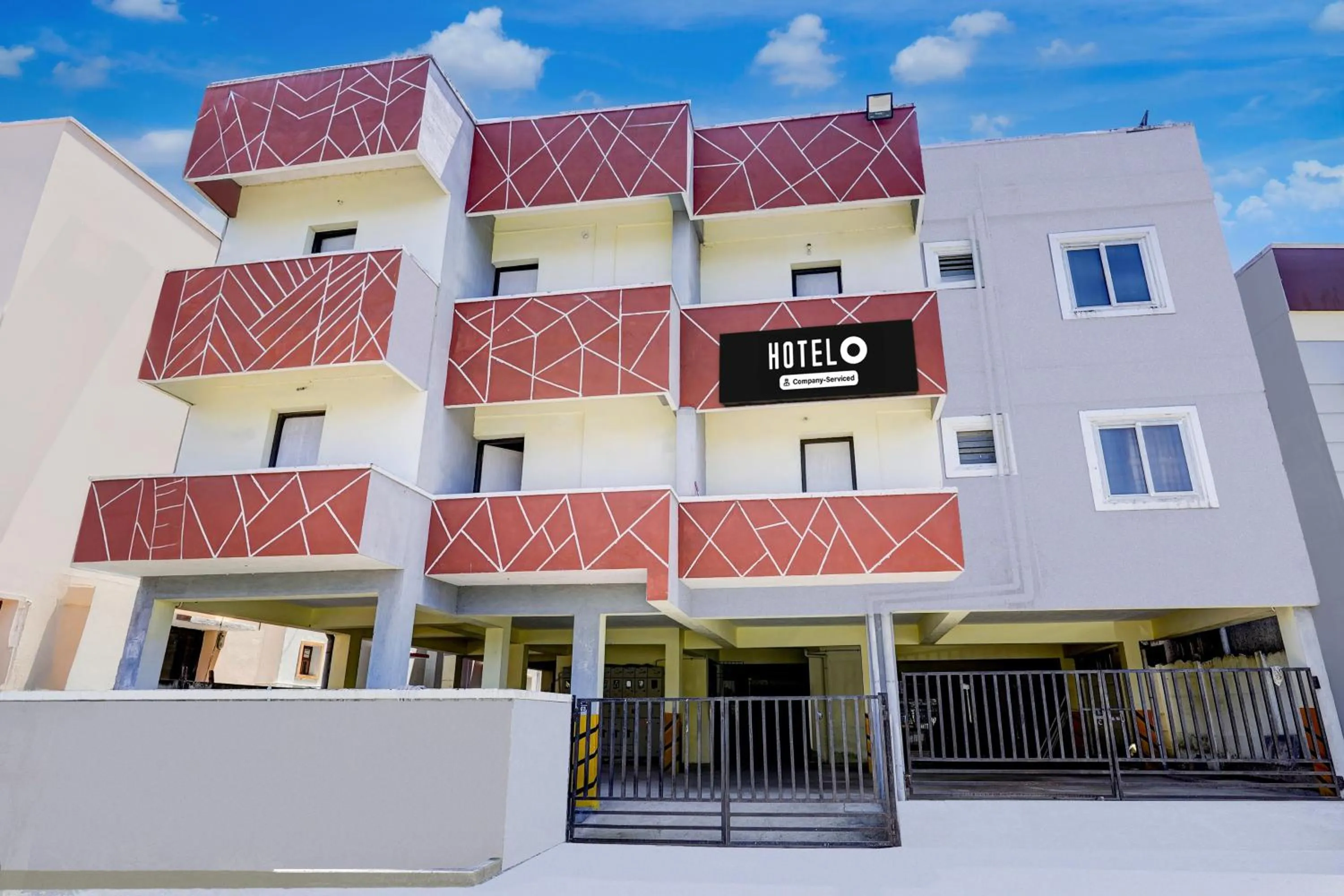 Facade/entrance in Super Collection O Sathyabama University Sithalapakkam Formerly Srinivasa Residency