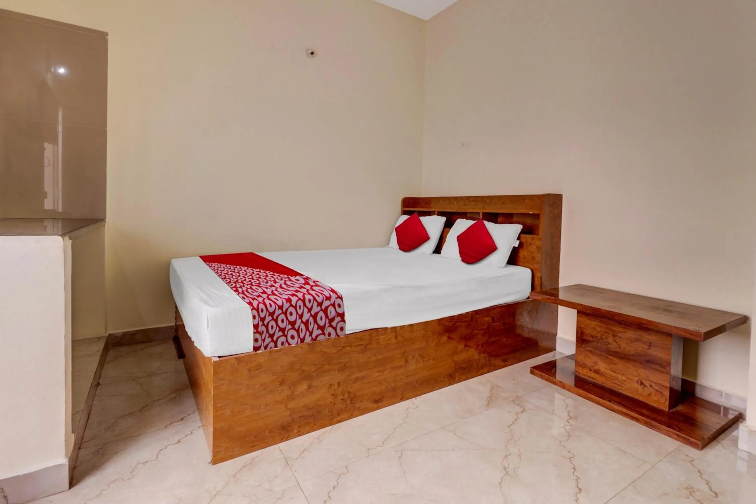 Bedroom, Bed in Hotel O Asian palace near jalmahal amer jaipur city