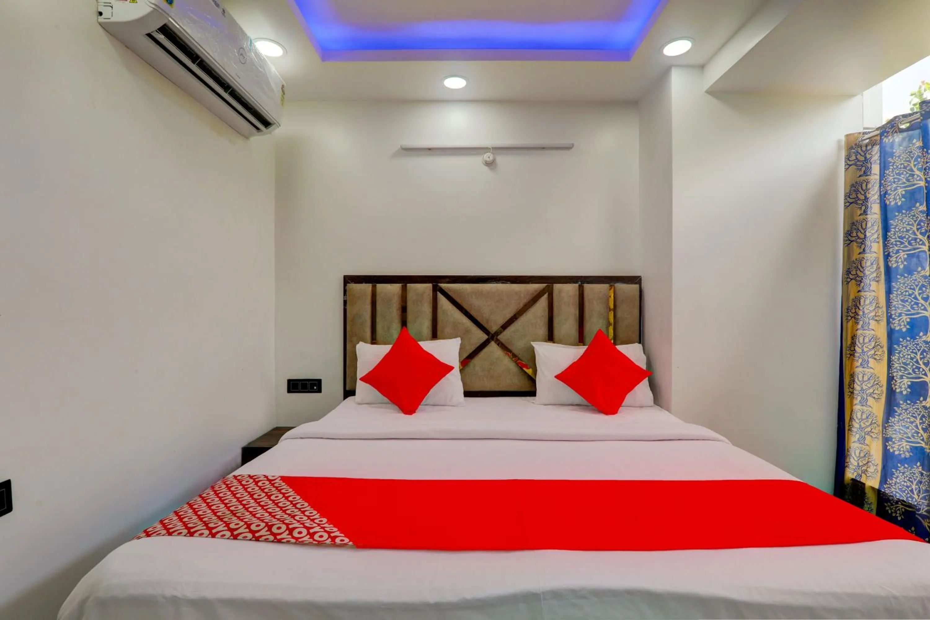 Bedroom, Bed in Super Hotel O Love Inn