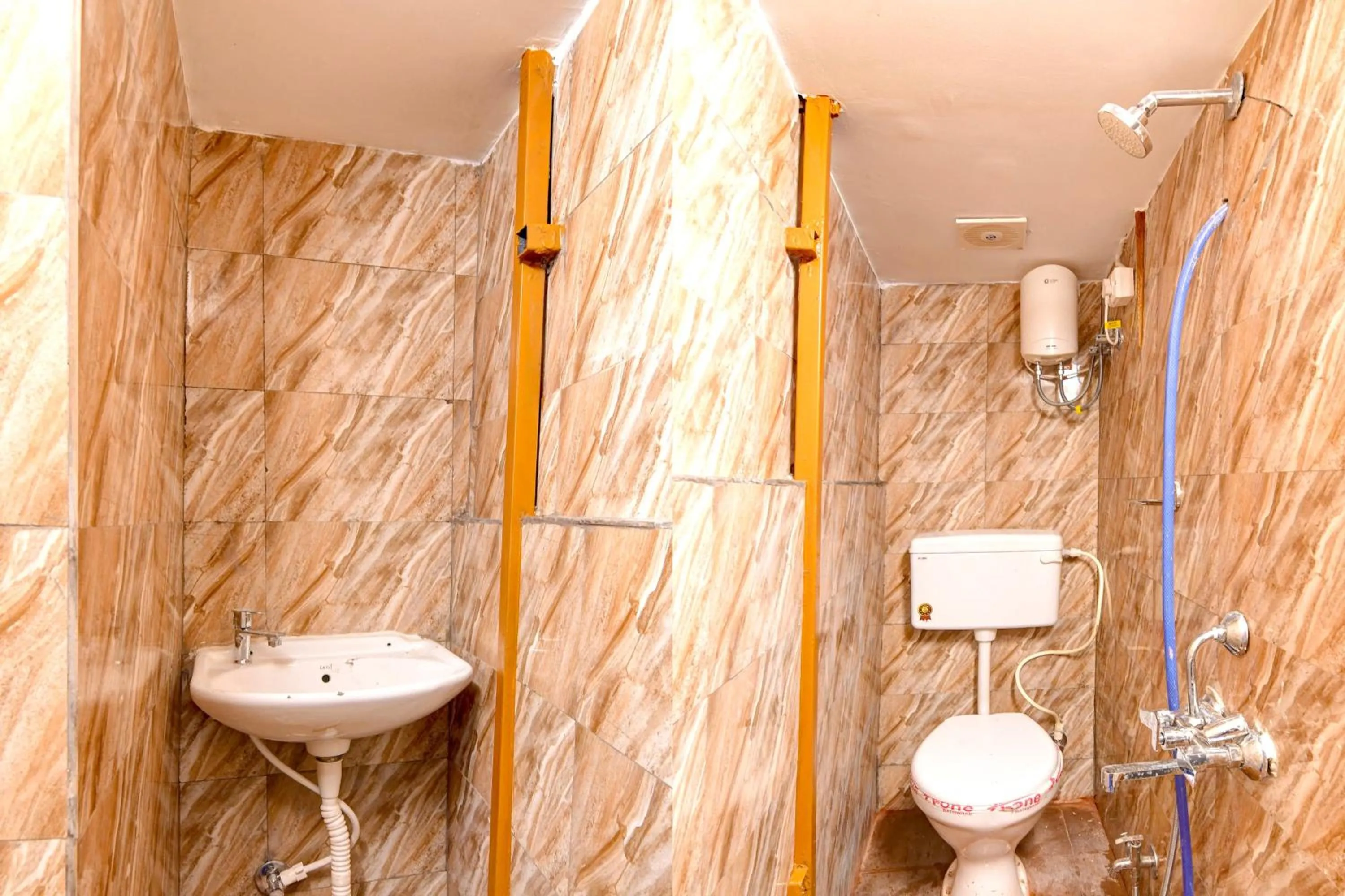 Bathroom in Hotel O Jalan Regency