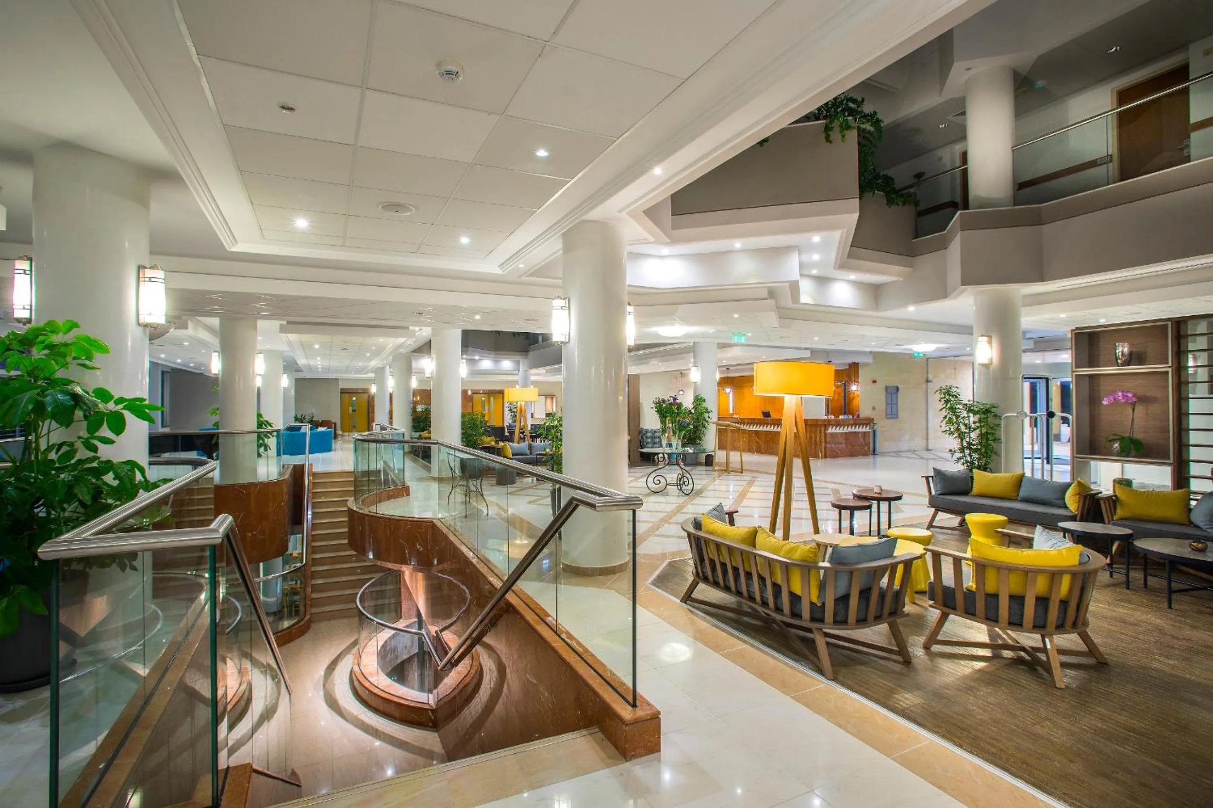 Lounge or bar in Leonardo Cypria Bay