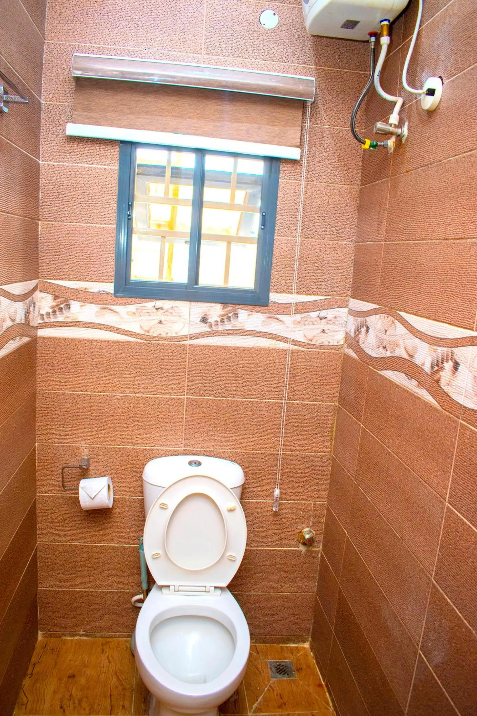 ERiTH APARTMENT & SUITES