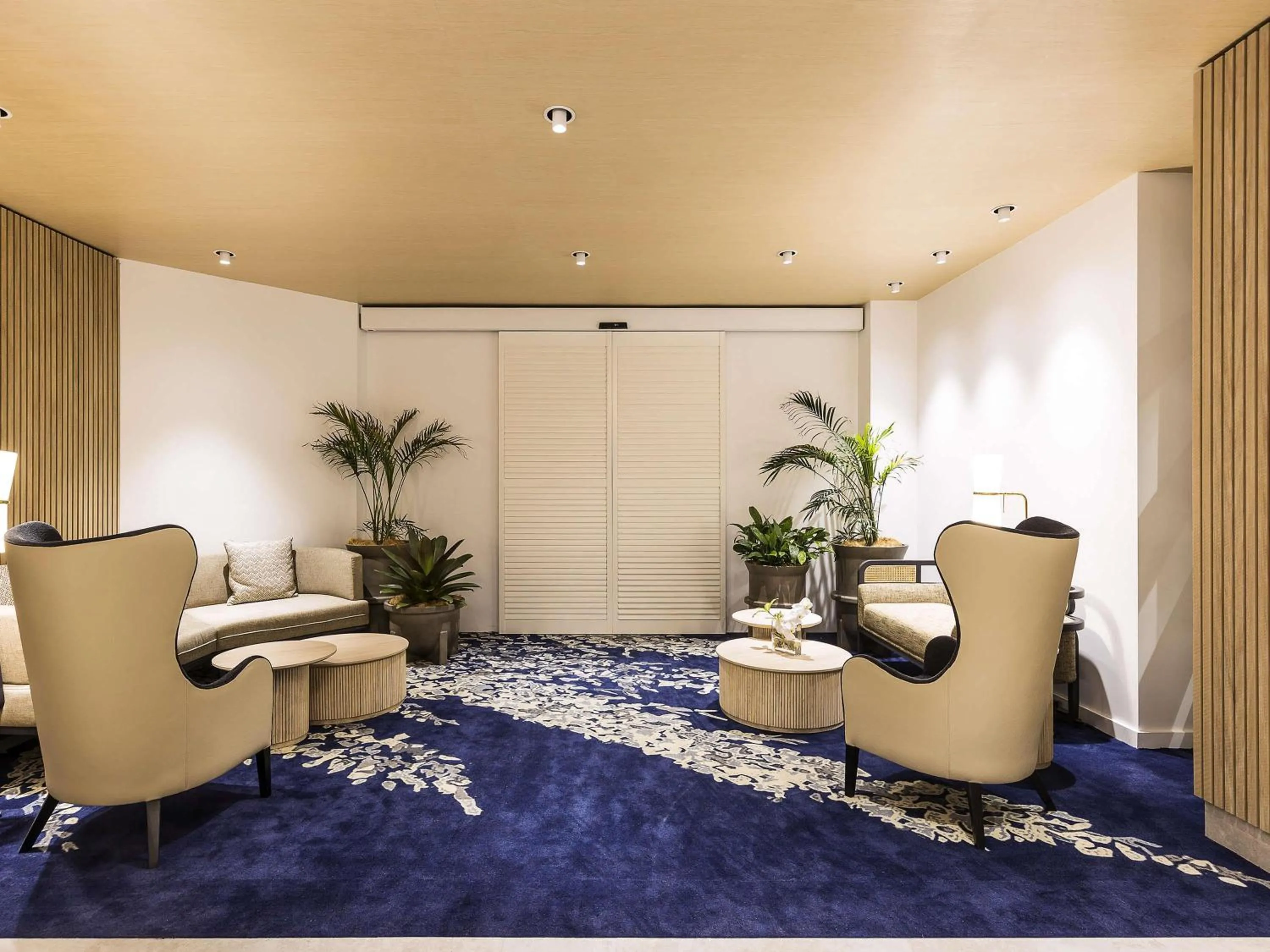 Property building in Peppers Manly Beach