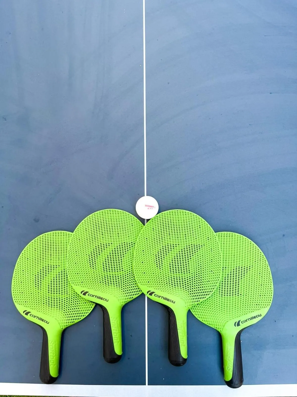 Table tennis in Peppers Manly Beach