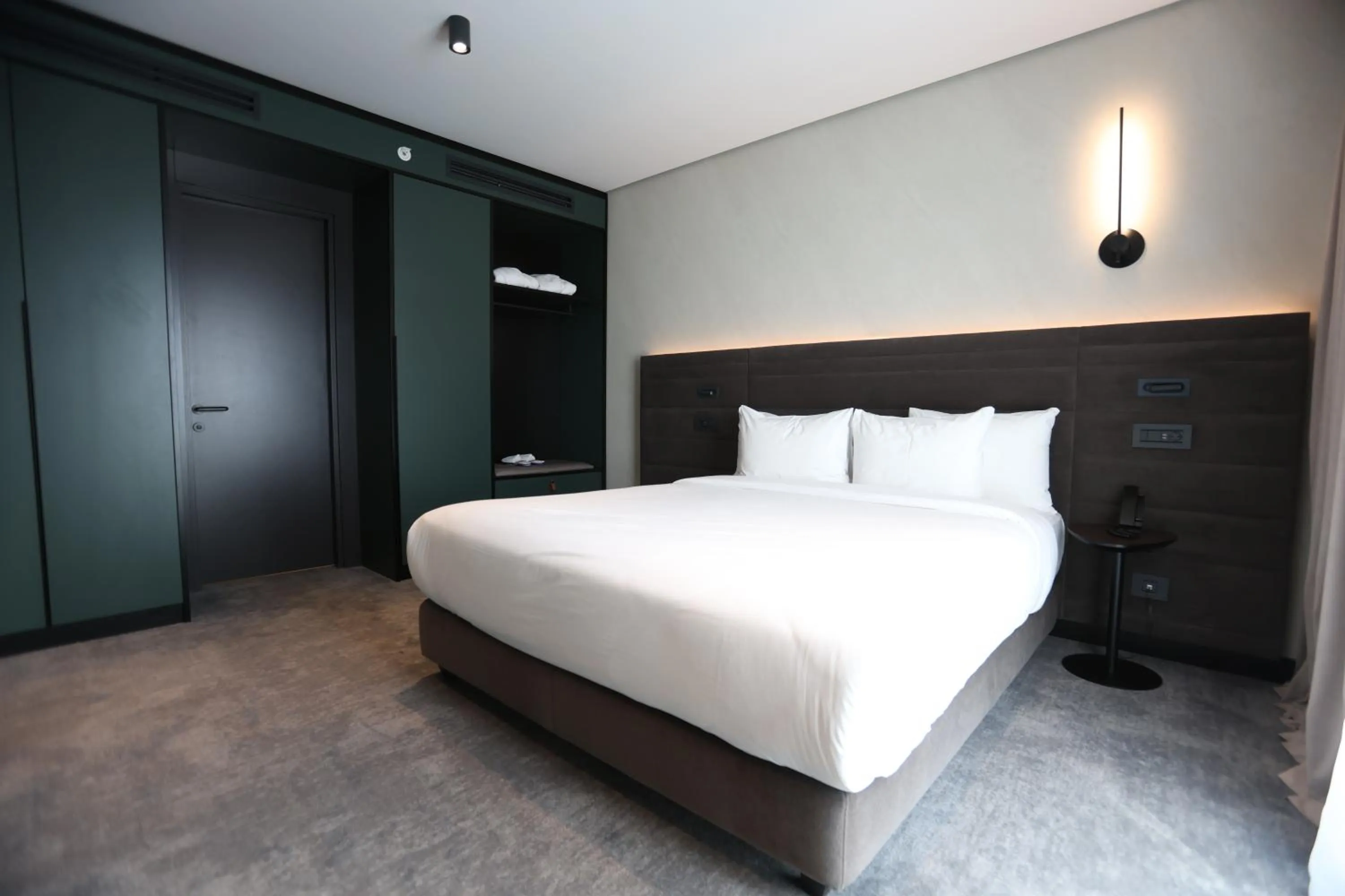 Bed in Novotel Tbilisi Center