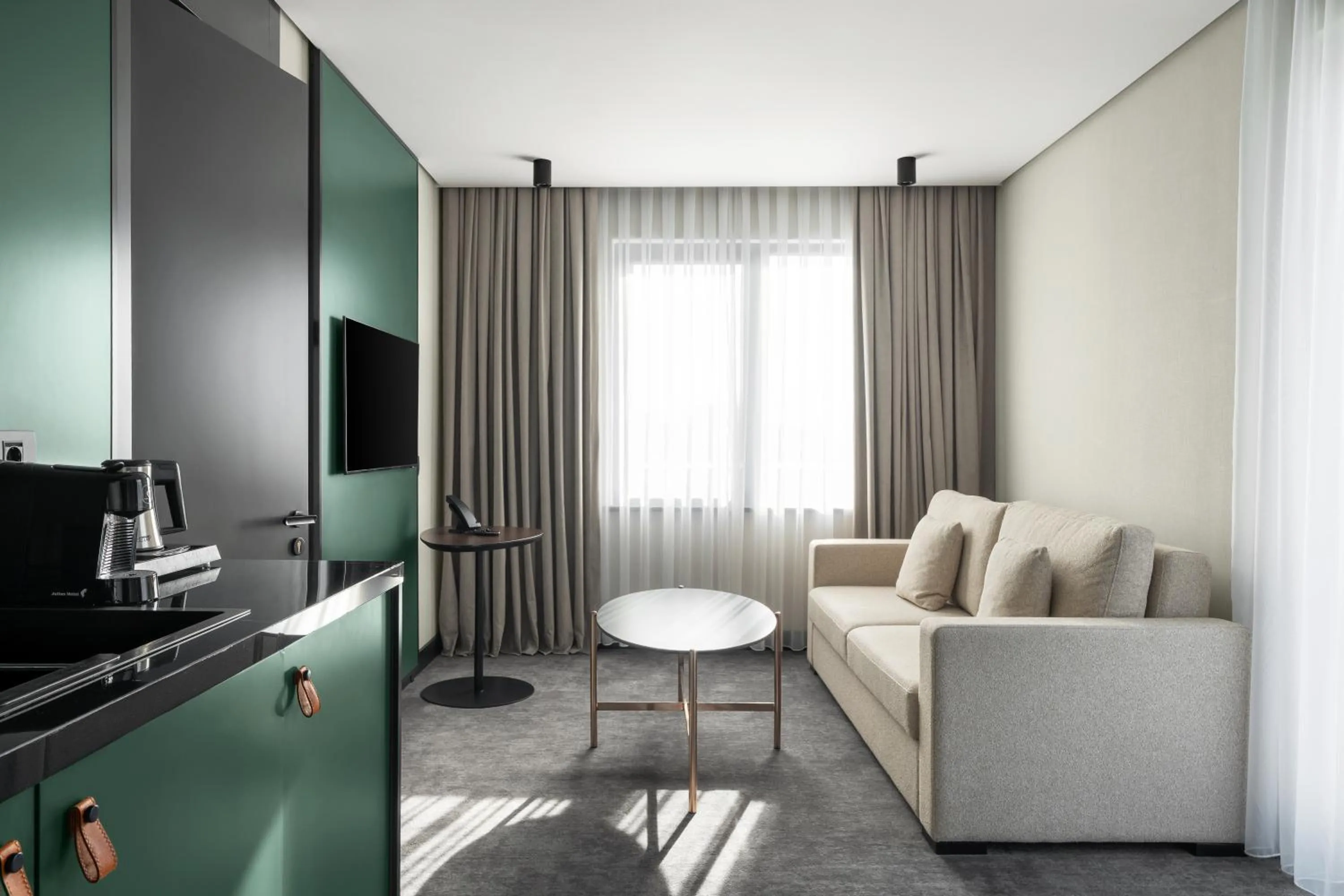 TV and multimedia in Novotel Tbilisi Center