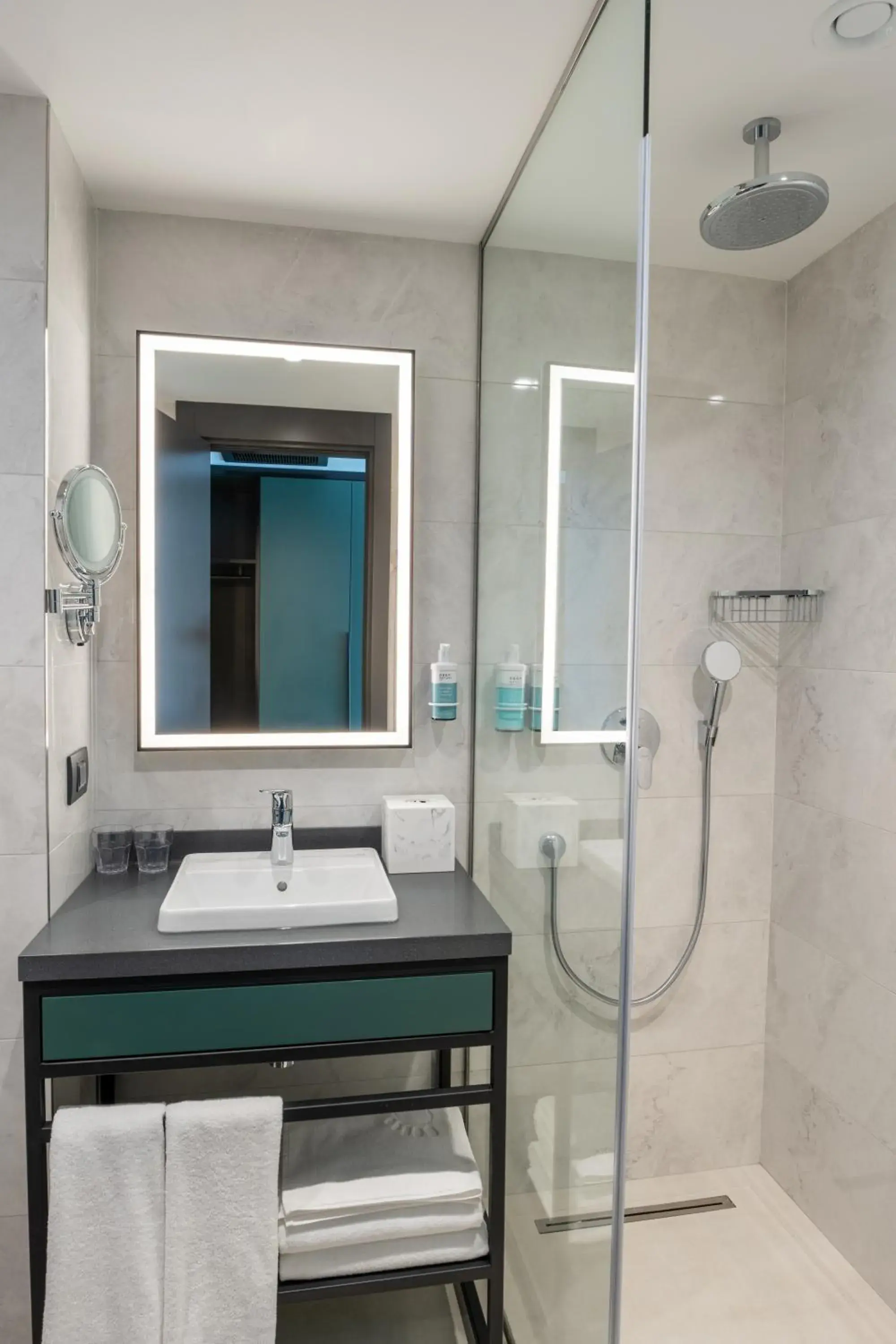 Standard King Room in Novotel Tbilisi Center Standard King Room in Novotel Tbilisi Center