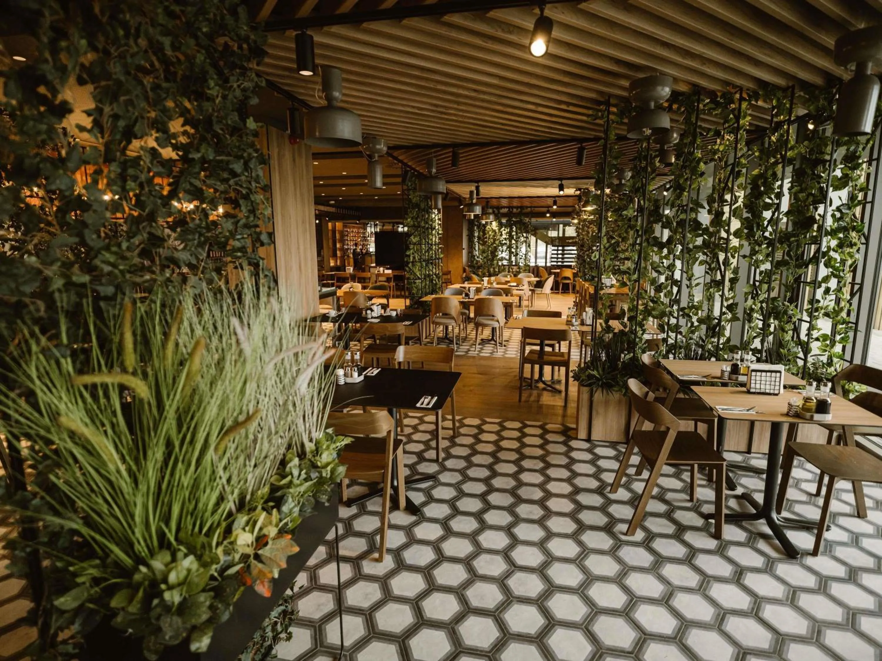 Restaurant/places to eat in Ibis Styles Sibiu Arsenal