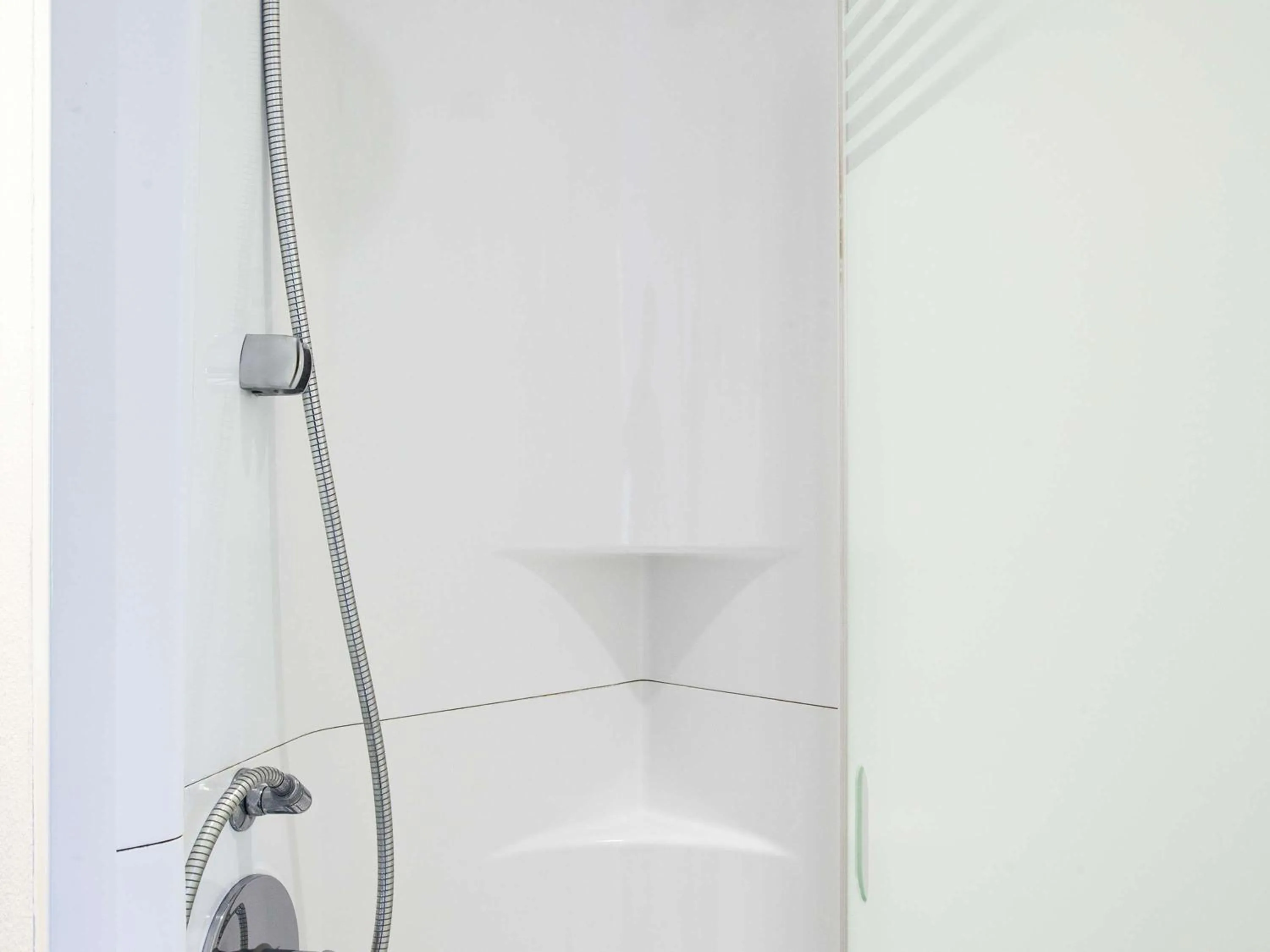 Bedroom in ibis budget Beaconsfield