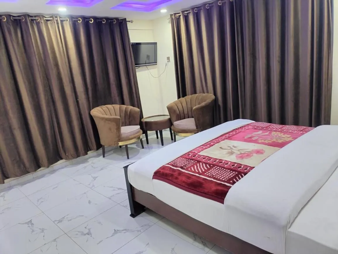 Bed in Unique Heights