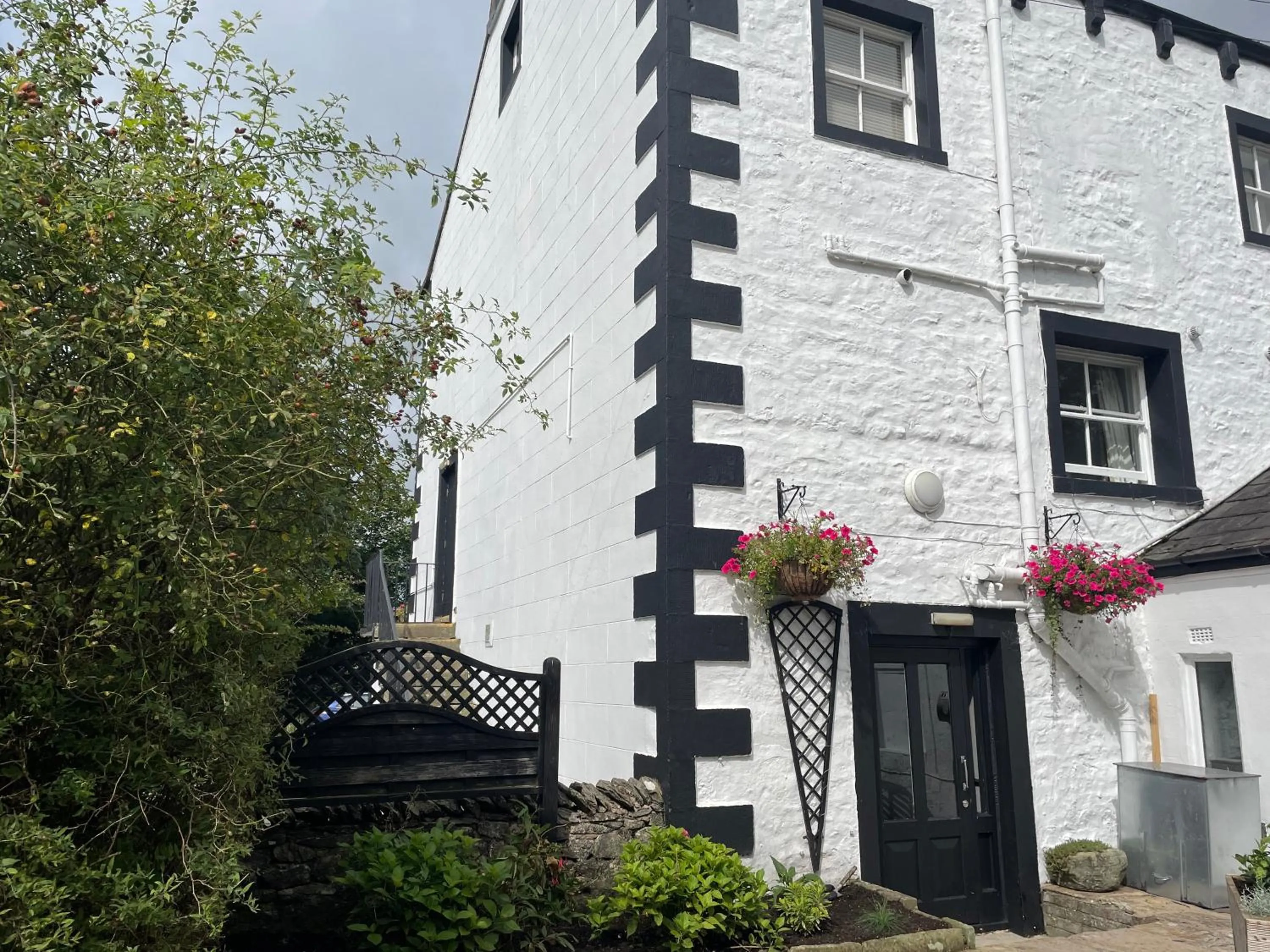 Property Building in New Inn Hotel