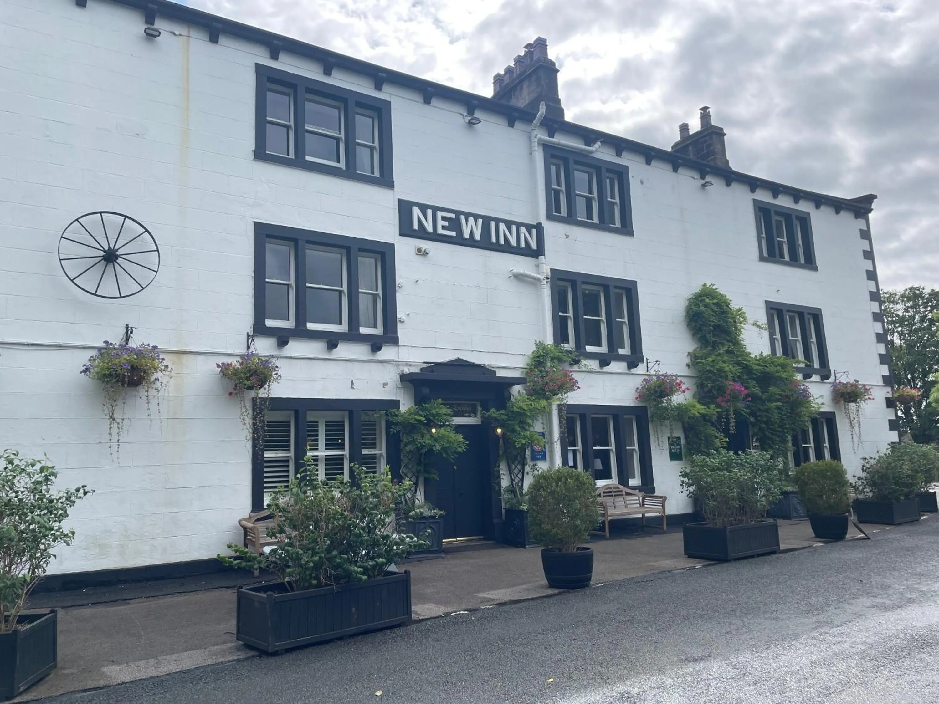 Property Building in New Inn Hotel