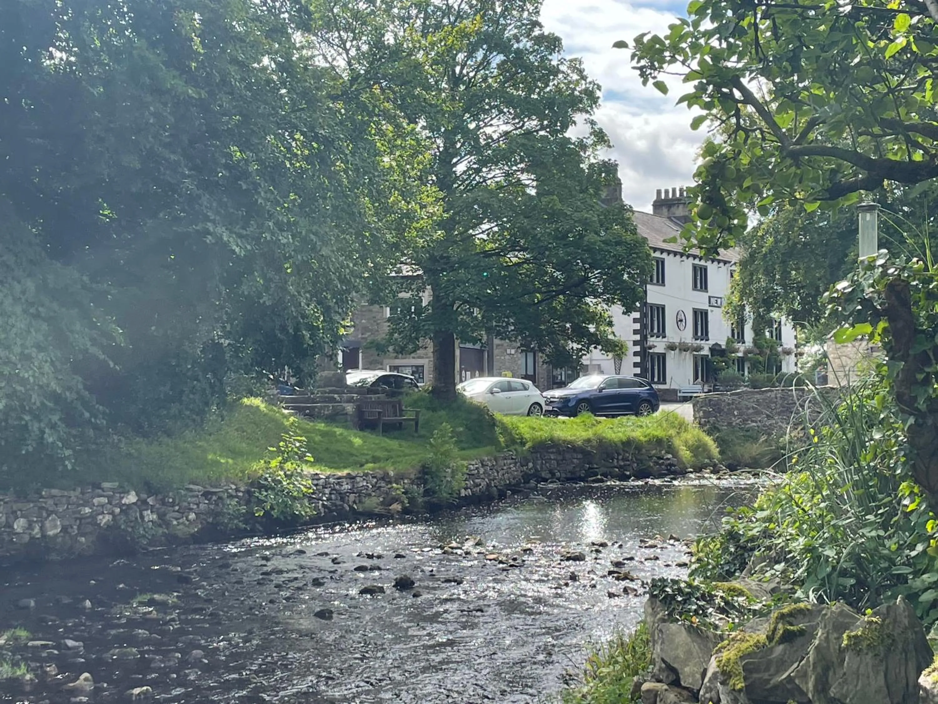 Property building in New Inn Hotel