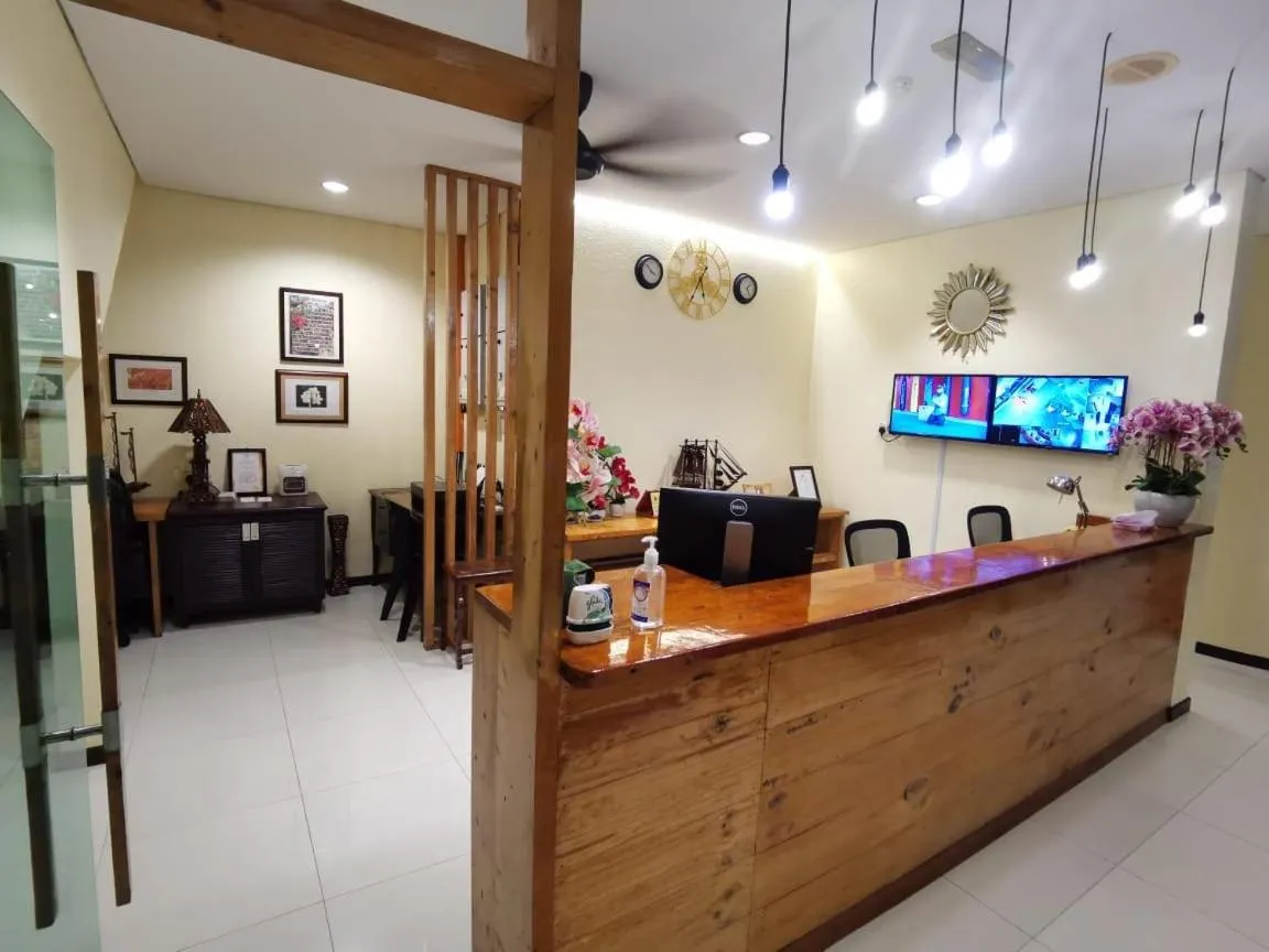 Lobby or reception in Hotel O Pavilion Inn Hotel