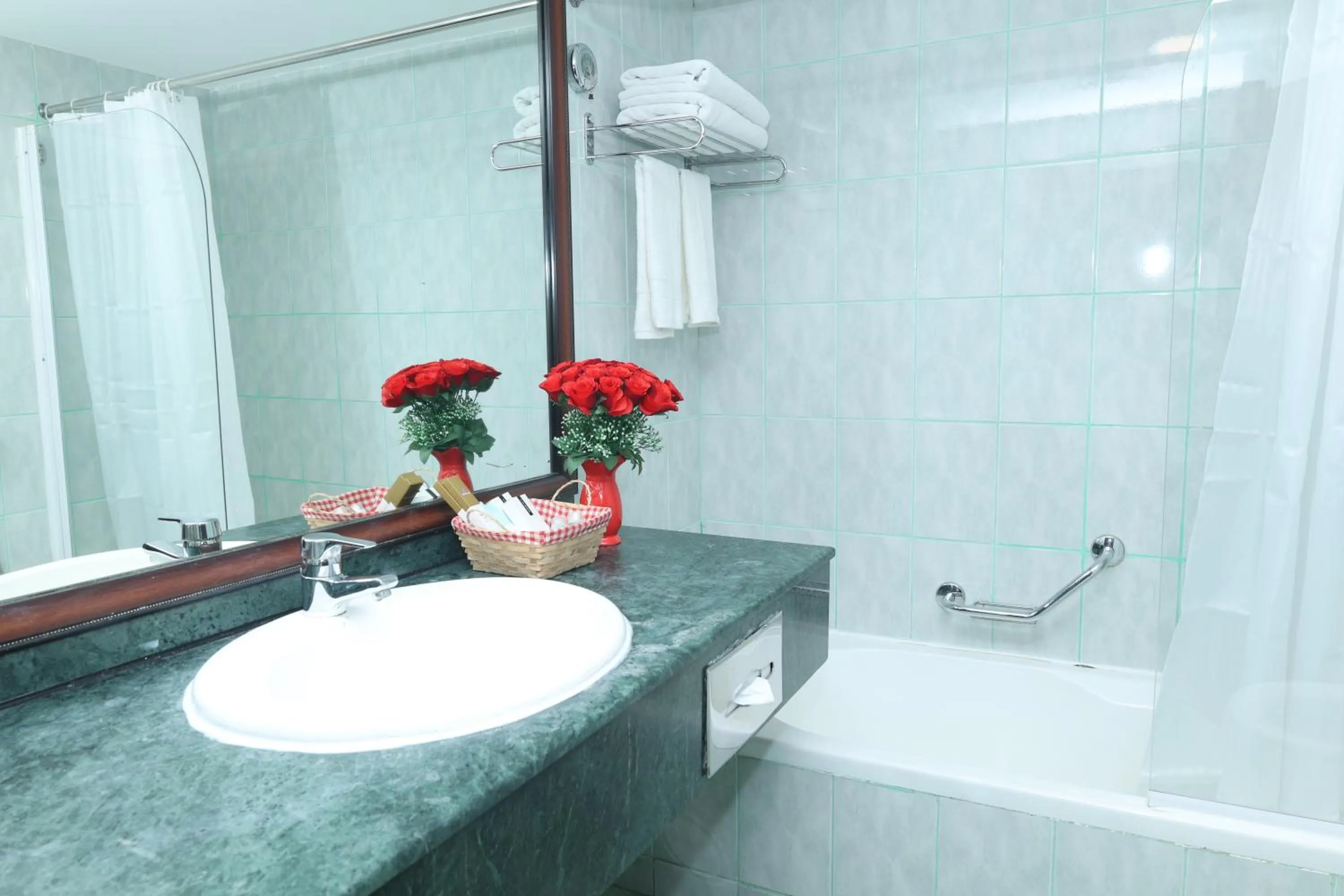 Bathroom in Claridge Hotel