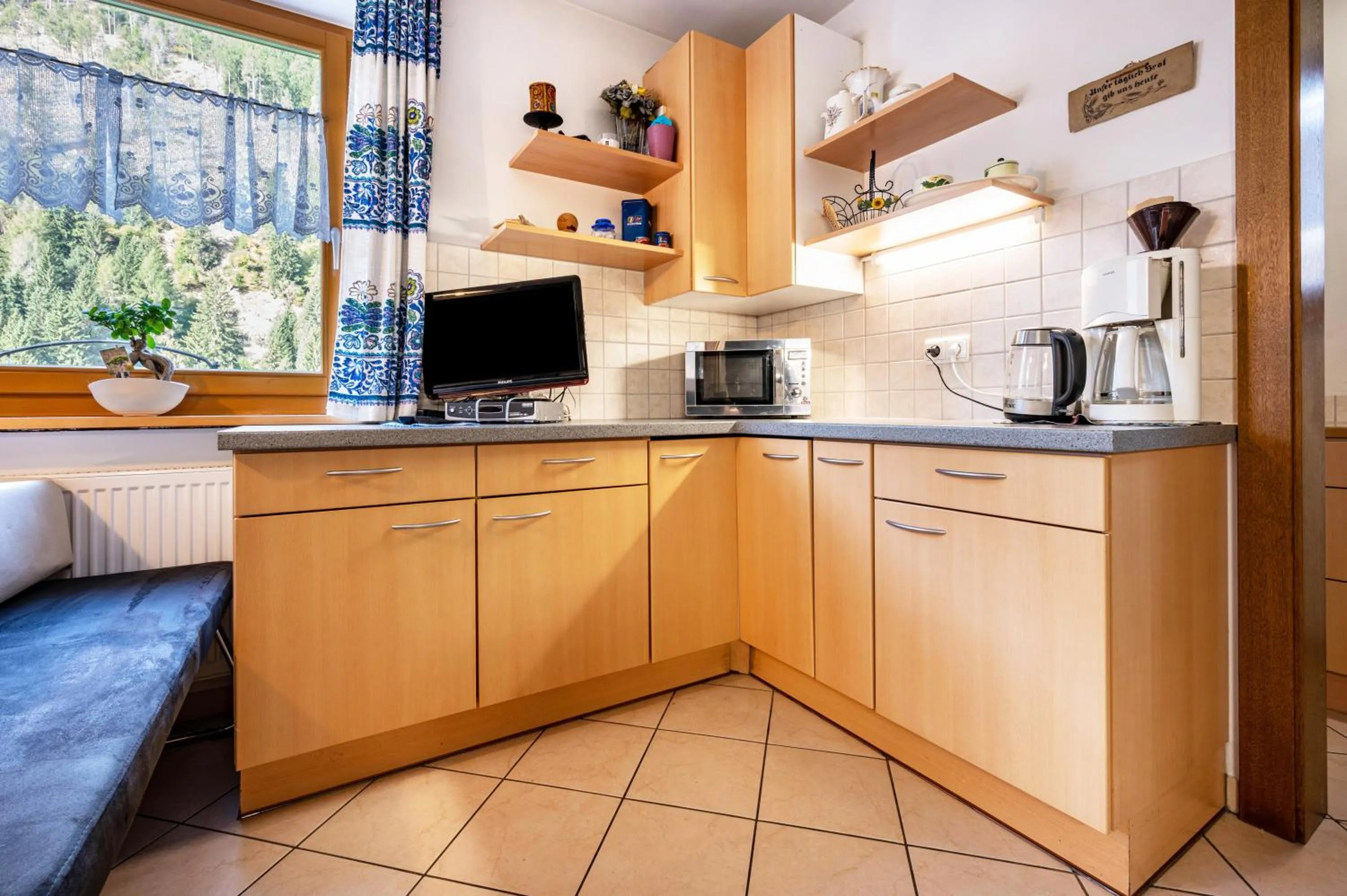 Kitchen or kitchenette in Haus Kofler