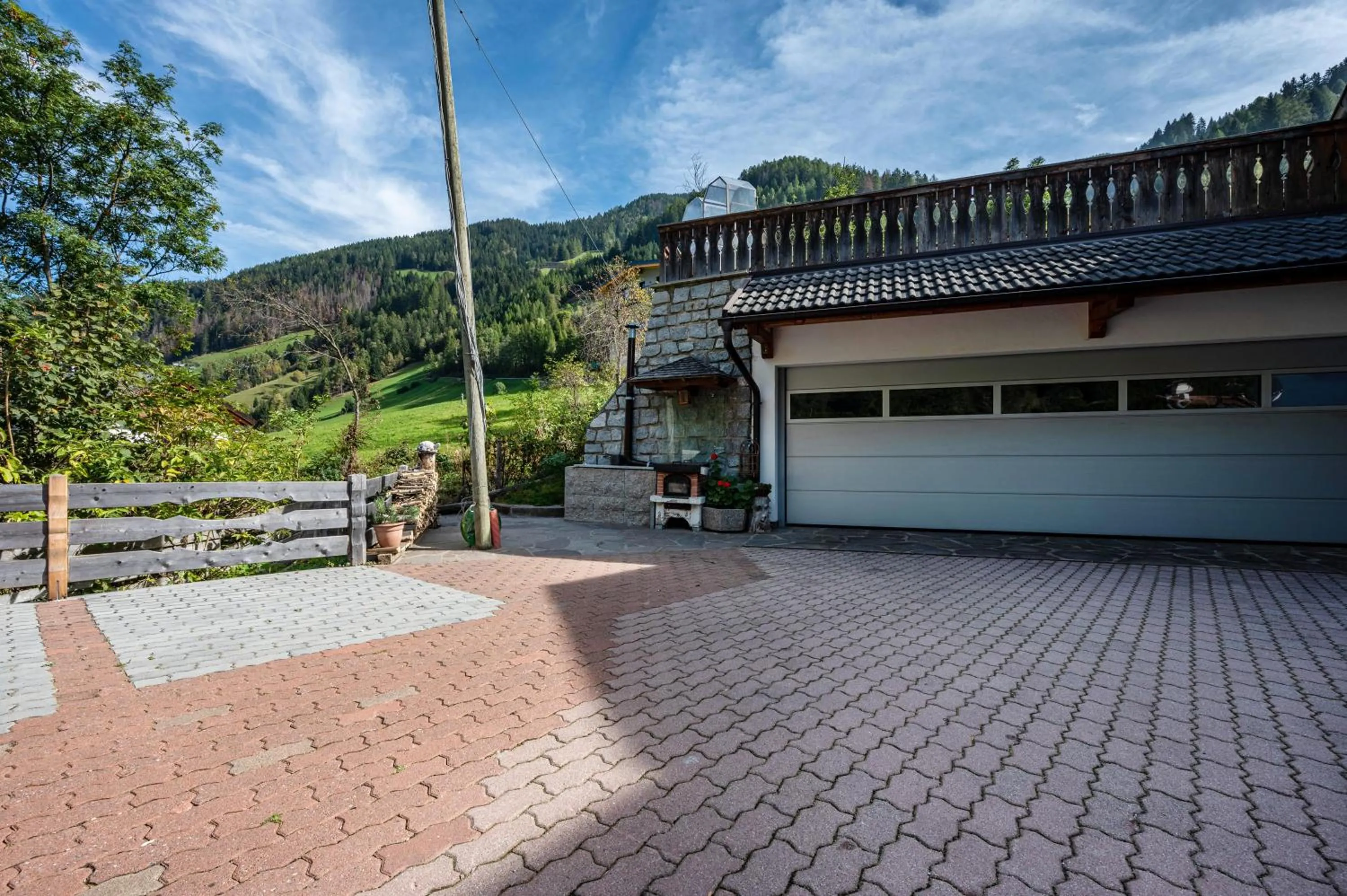 Property building in Haus Kofler