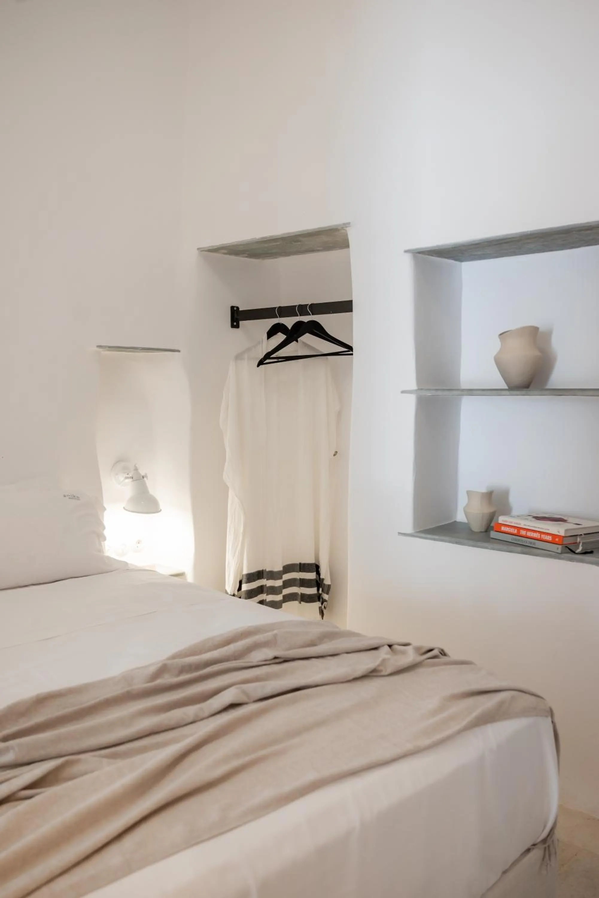Bed in aníko suites White Alley