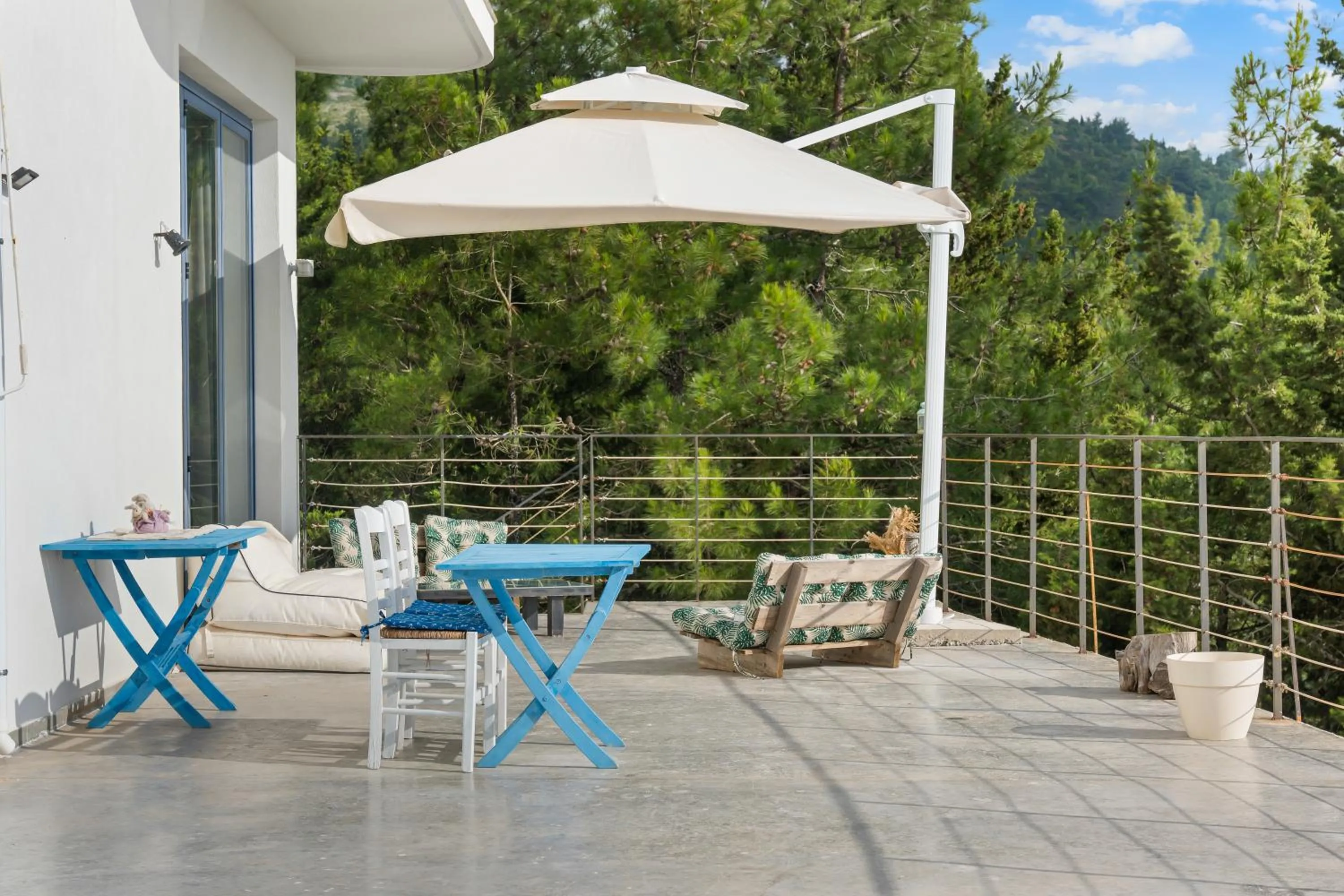 Property building in Serenity Boutique Suites