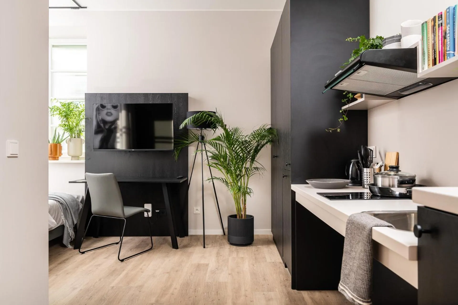 Kitchen or kitchenette in MILESTONE Krakow Center Urban Living
