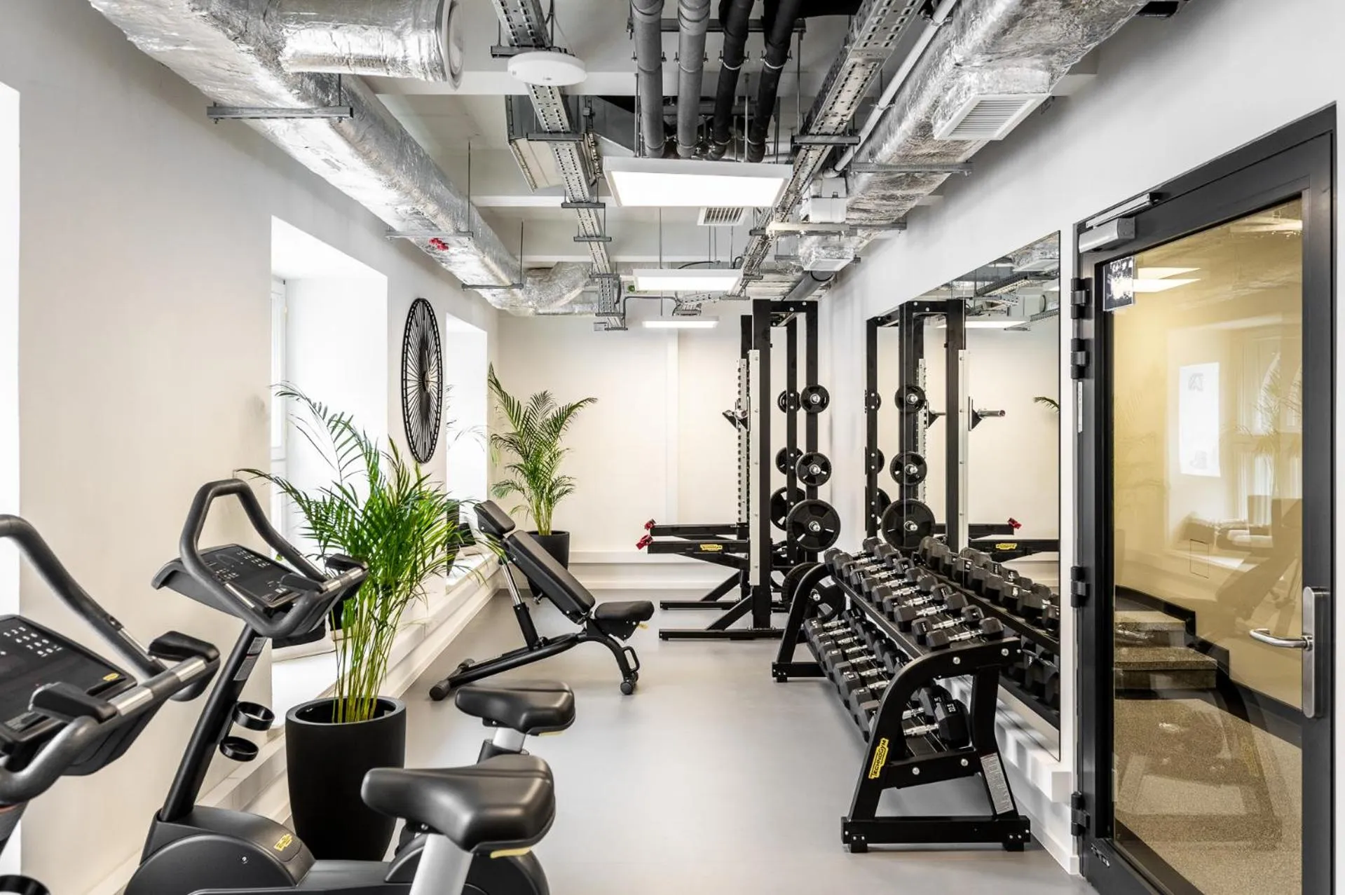 Fitness centre/facilities in MILESTONE Krakow Center Urban Living