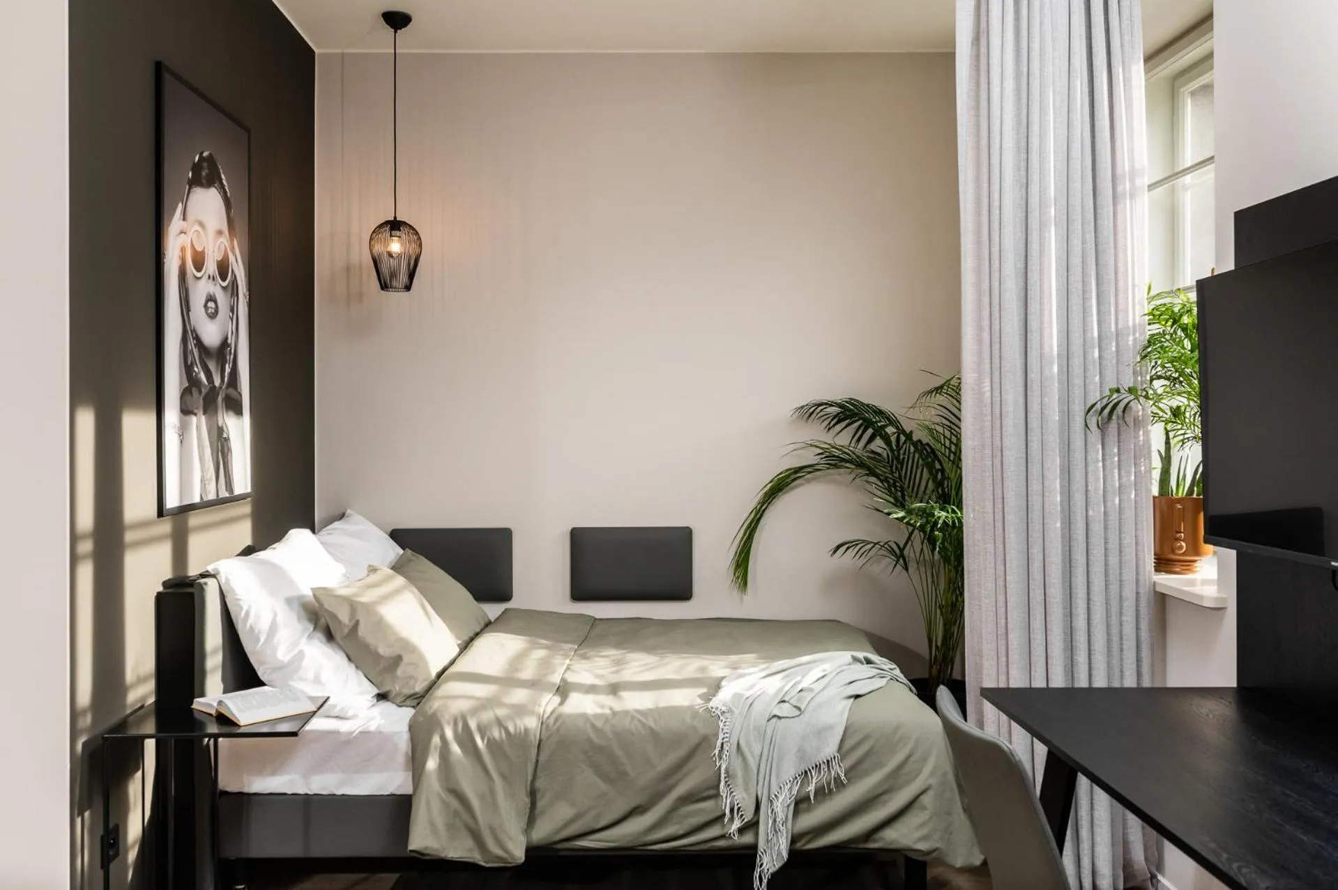 Bed in MILESTONE Krakow Center Urban Living