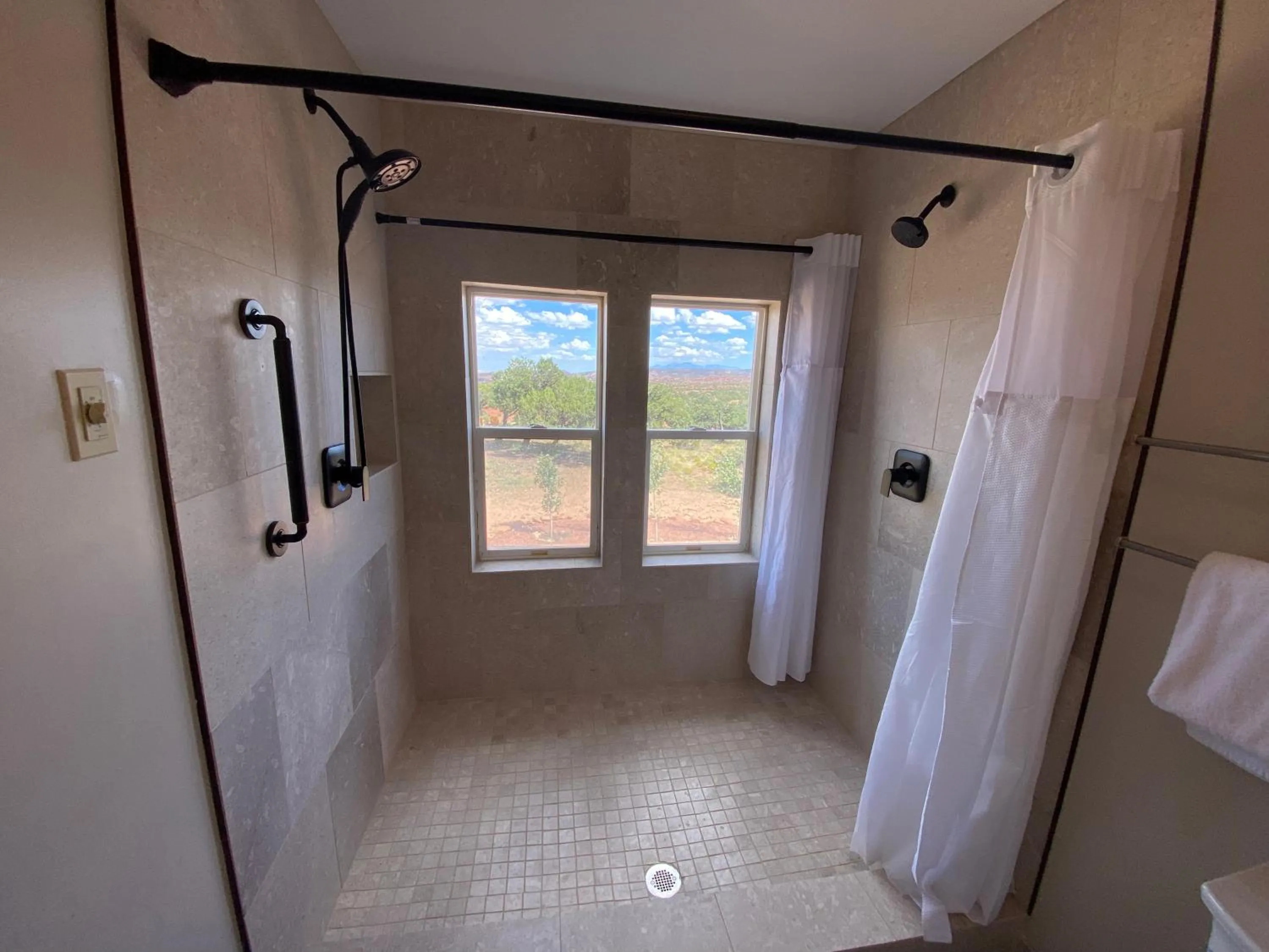 Shower in SkyRidge Inn