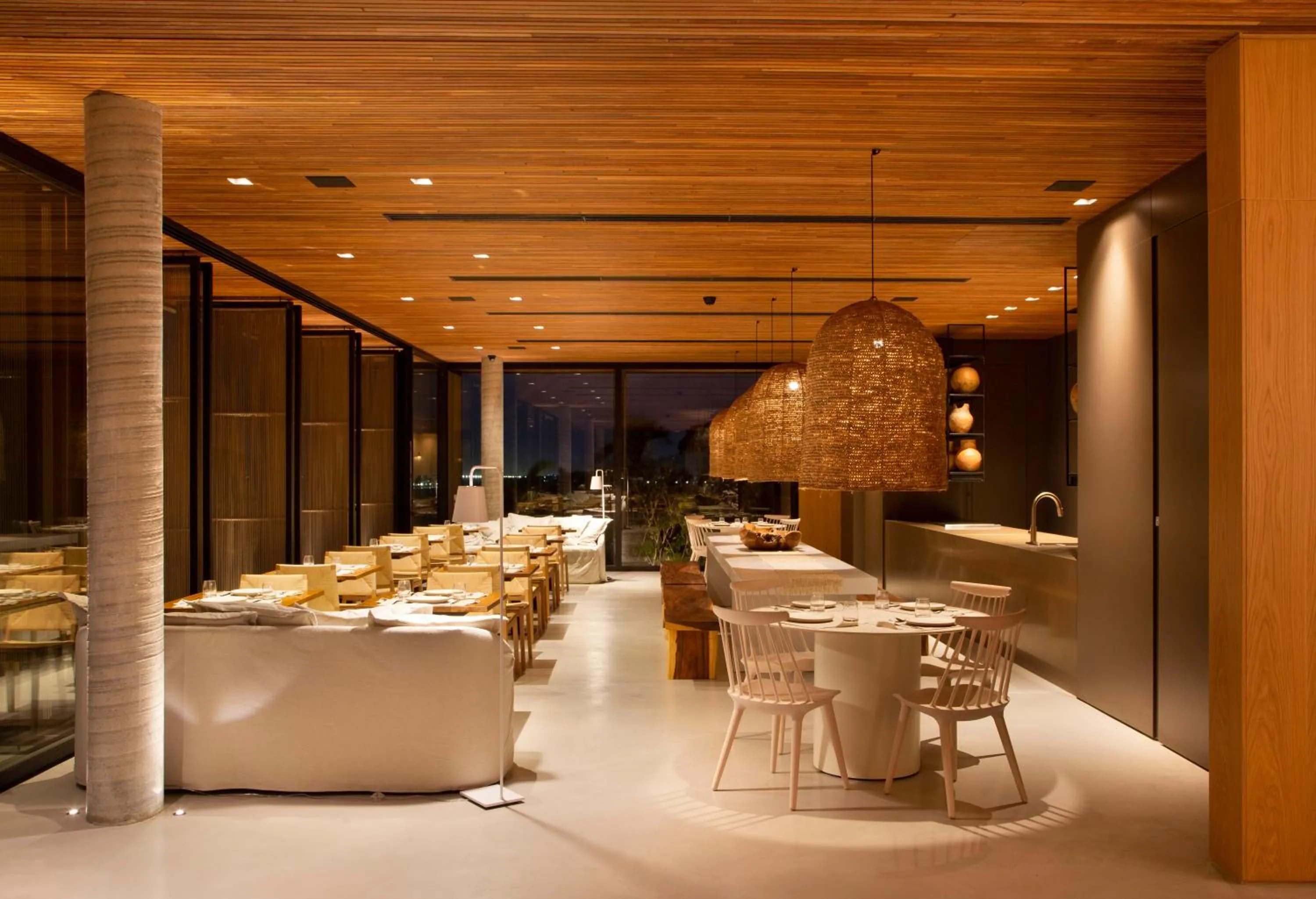 Restaurant/places to eat in Fuso Concept Hotel