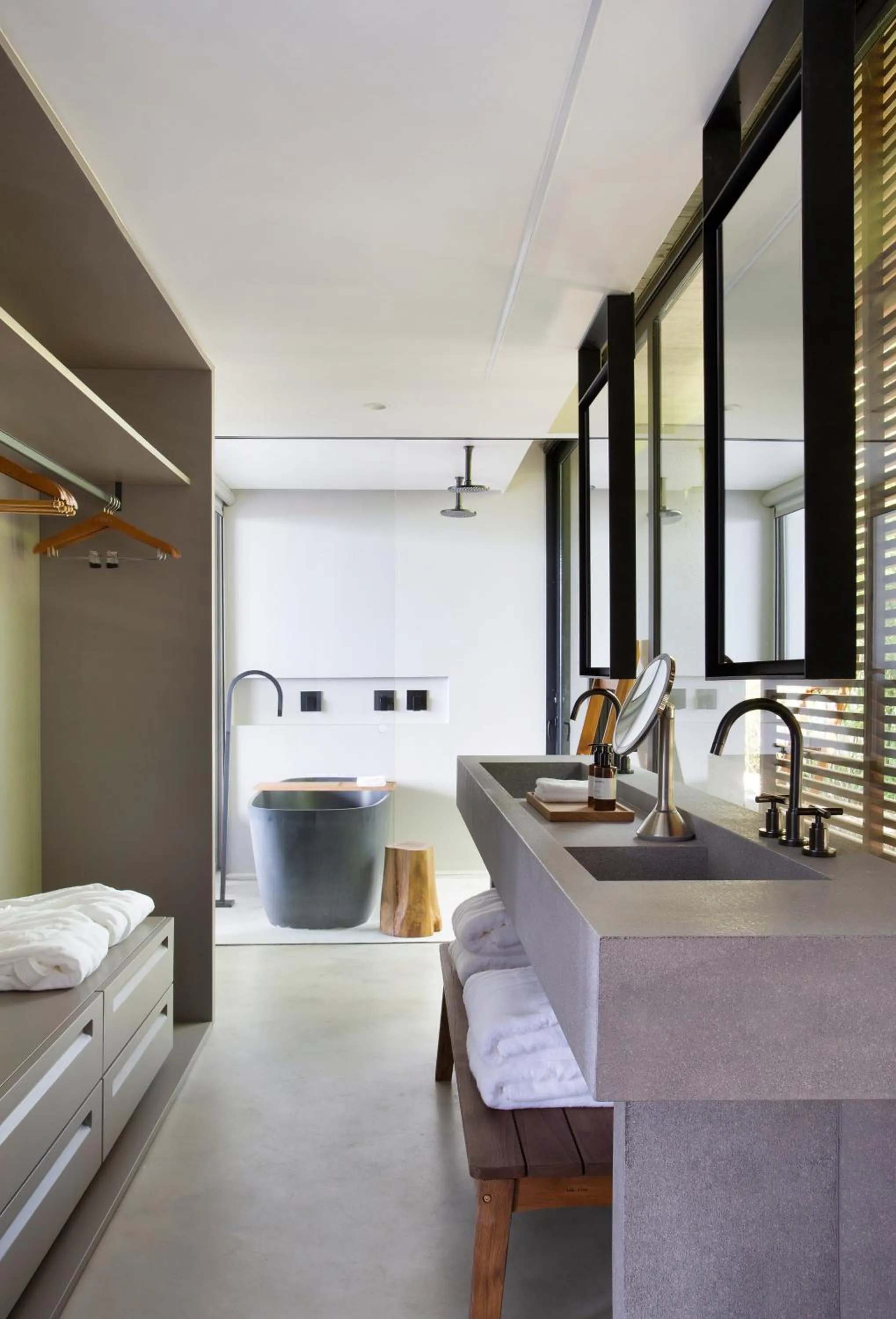 Bathroom, Bed in Fuso Concept Hotel