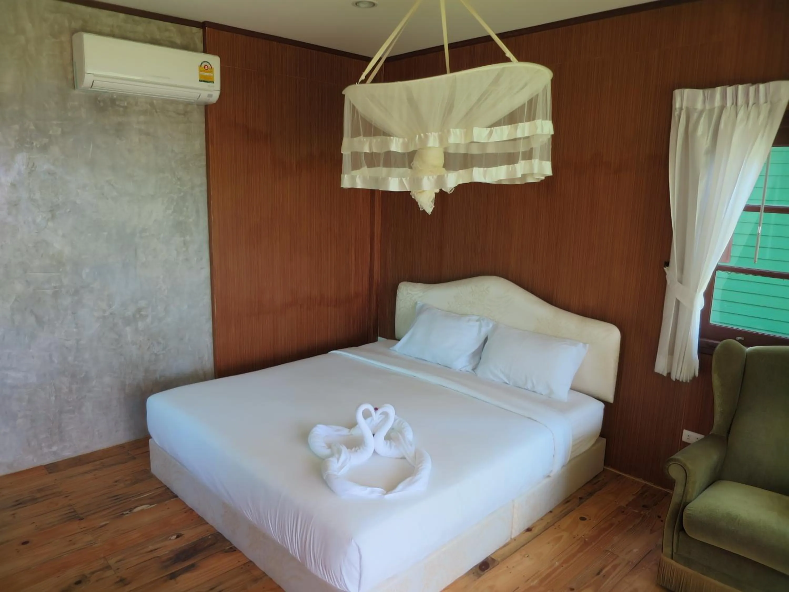 Photo of the whole room, Bed in Bangbaobeach Resort