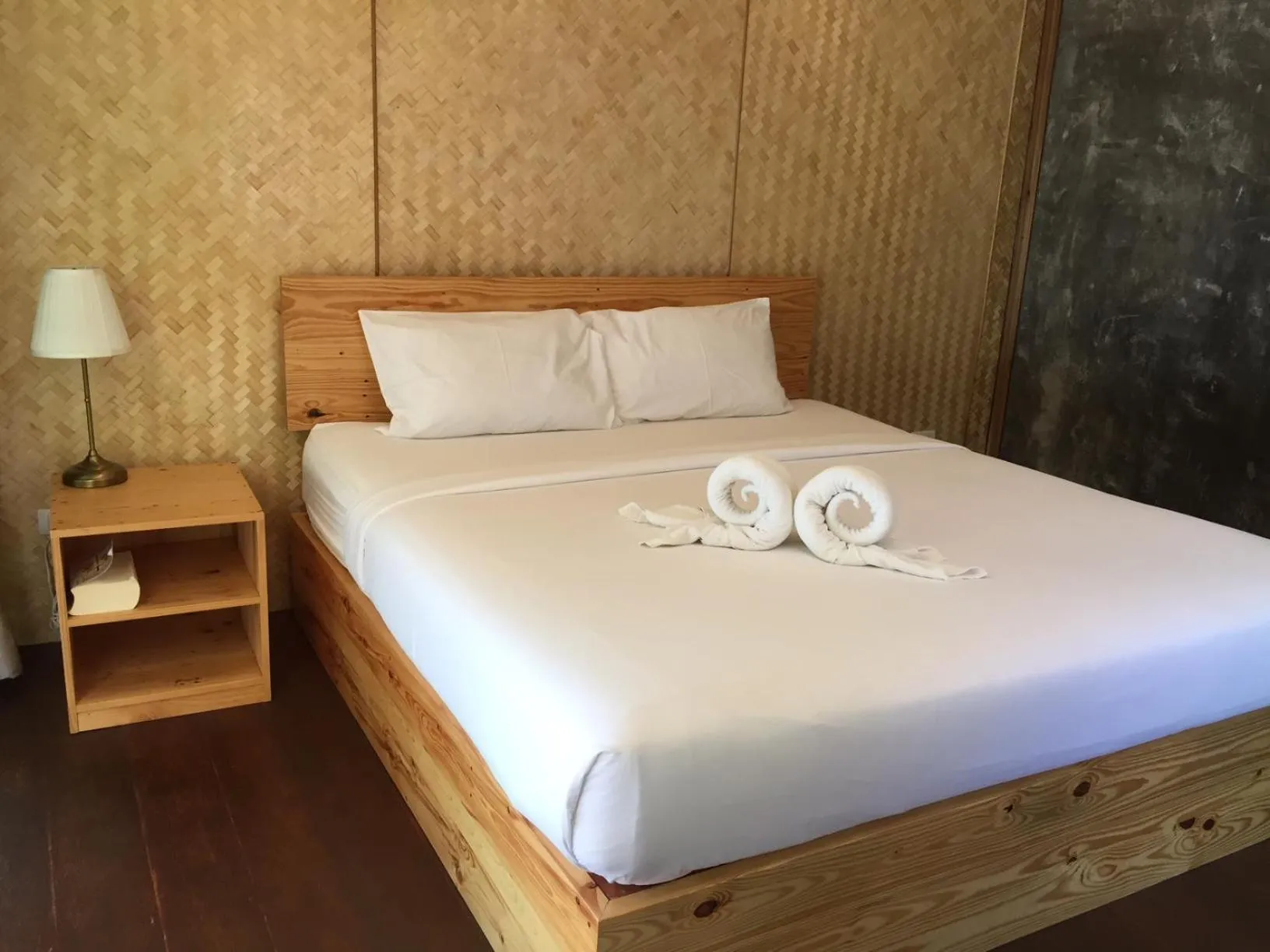 Bed in Bangbaobeach Resort