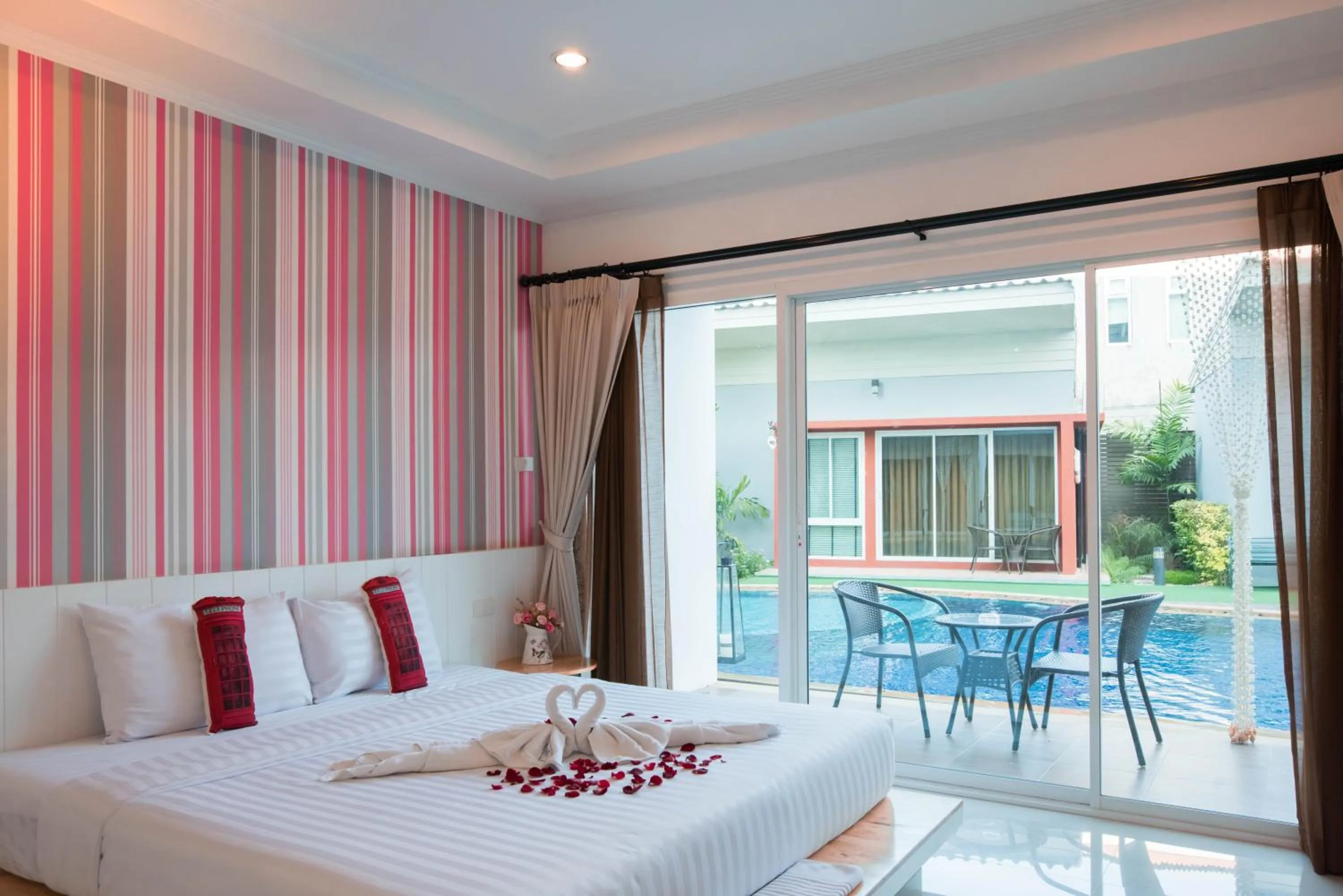 Bed in Milano Huahin