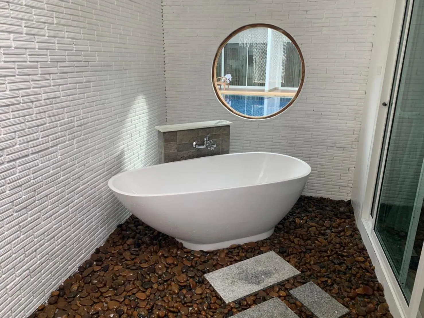 Bath in Milano Huahin